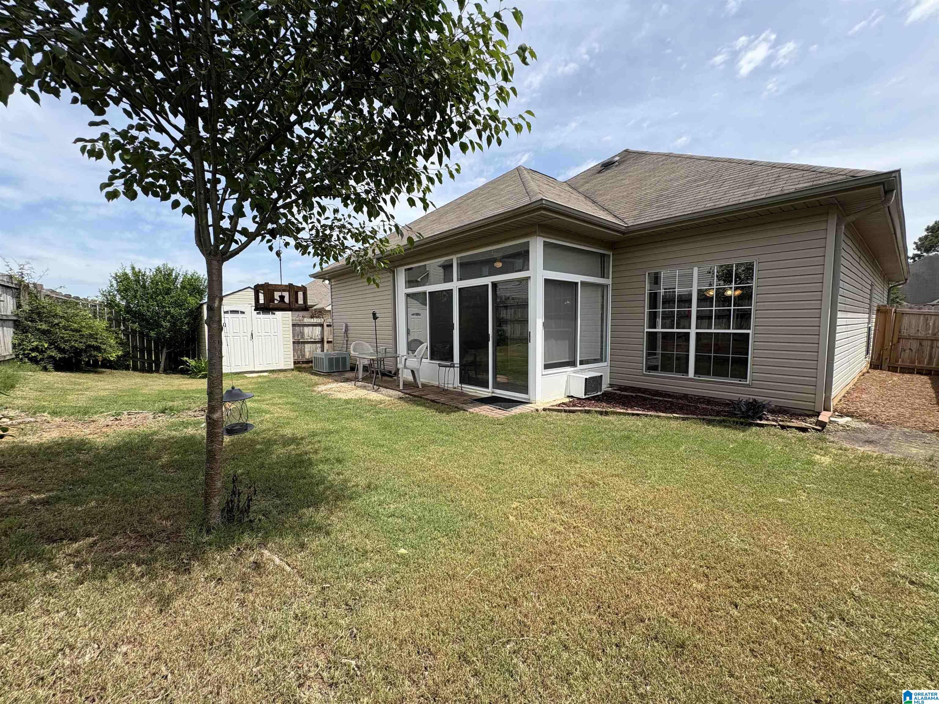 1070 WINDSOR PARKWAY