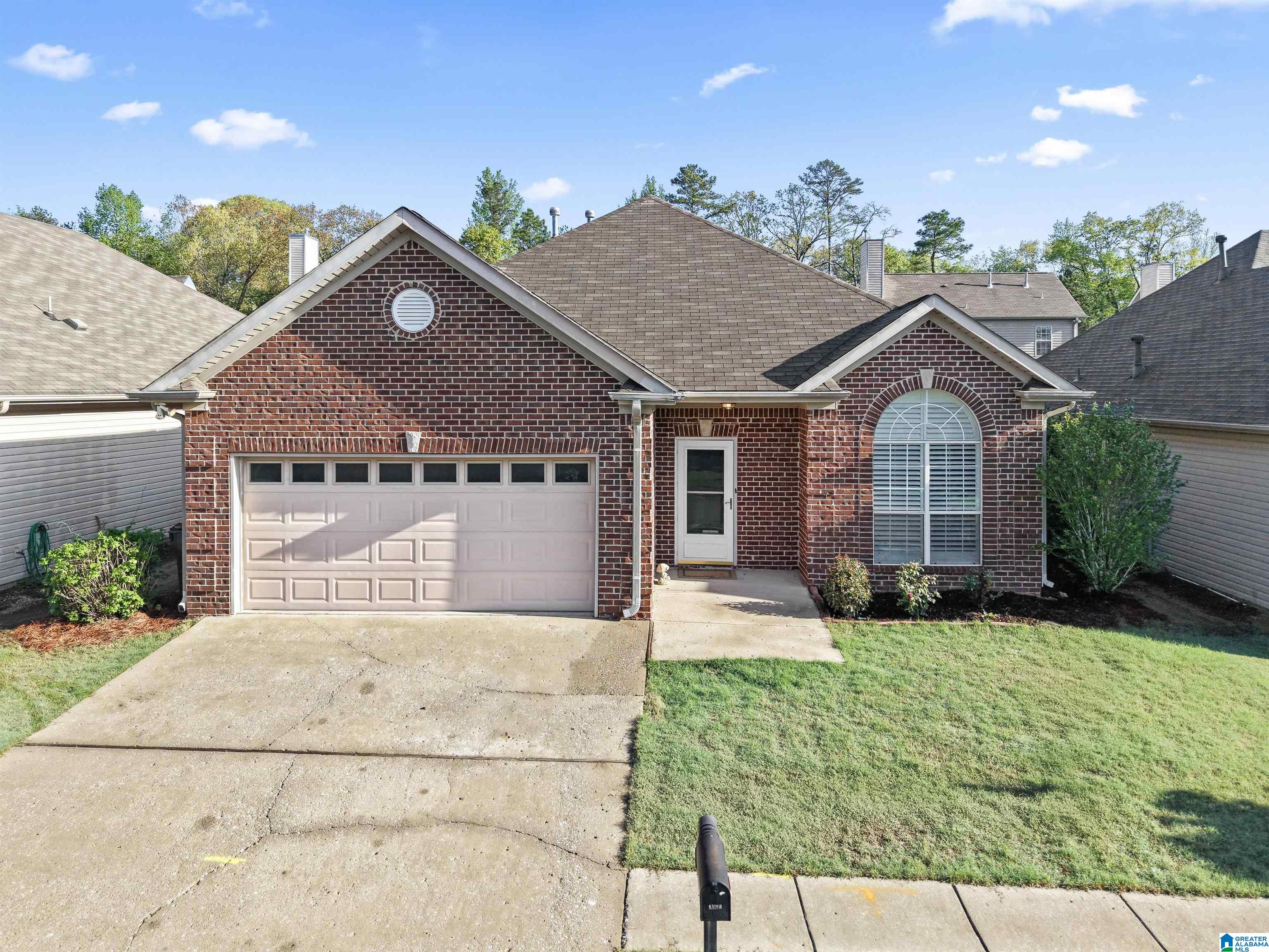 1070 WINDSOR PARKWAY