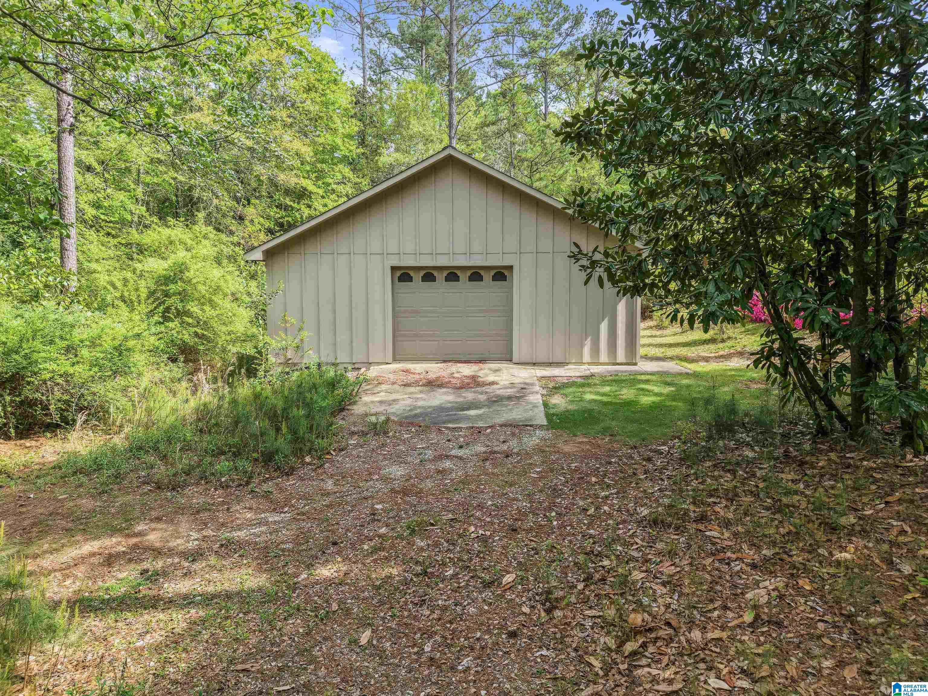 999 MELEAH DRIVE