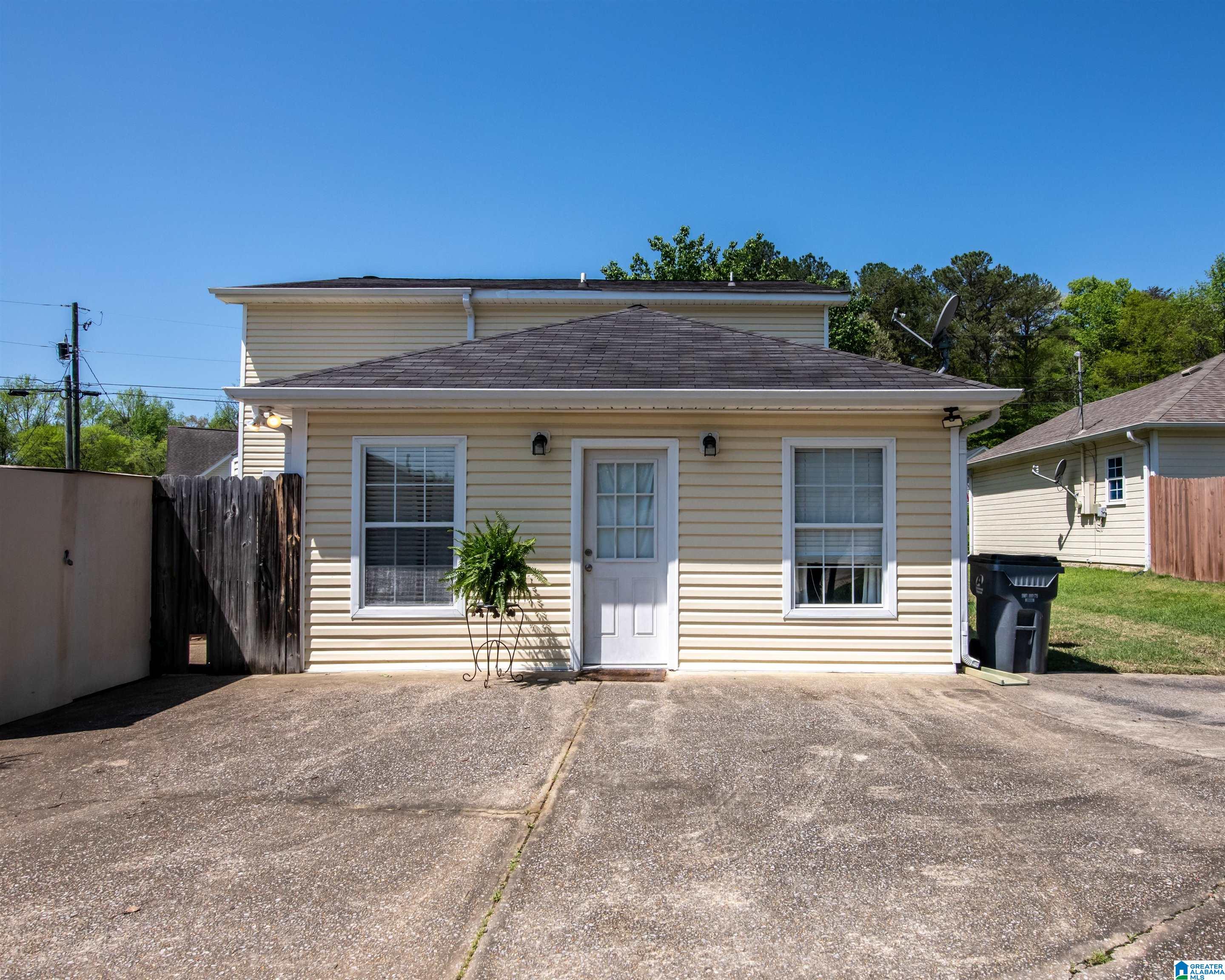 2051 PLANTATION PARKWAY