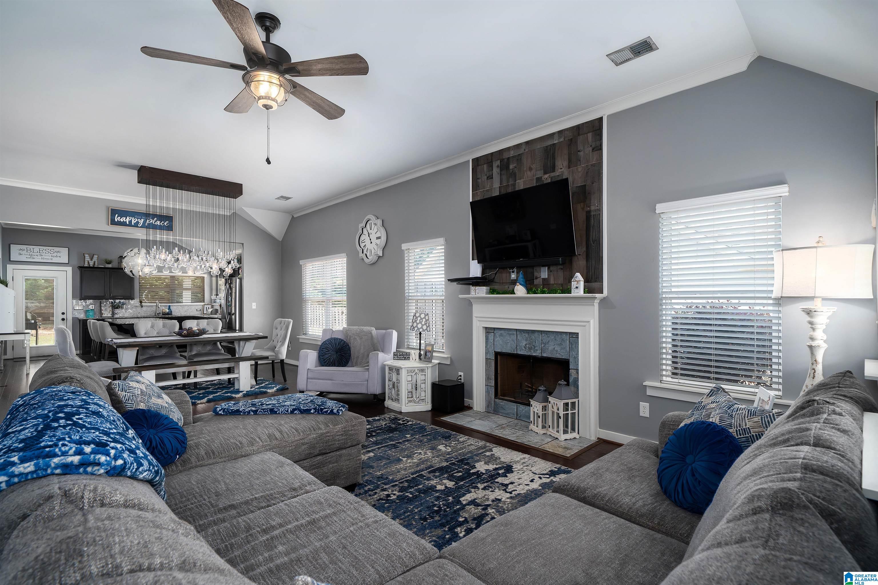 4132 GARDENIA LANE
