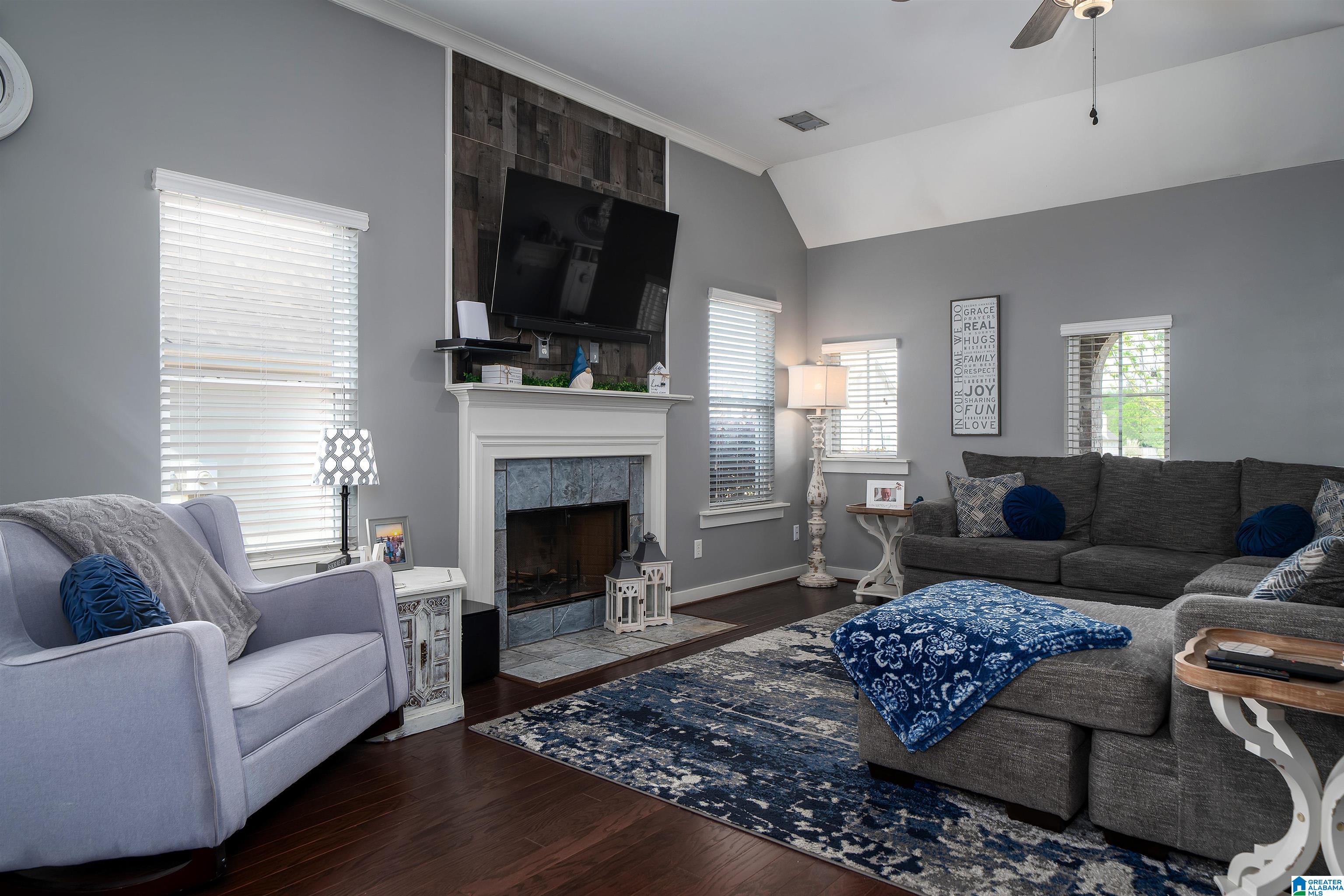 4132 GARDENIA LANE