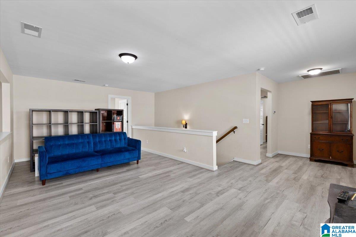 7007 LAVENDER COURT