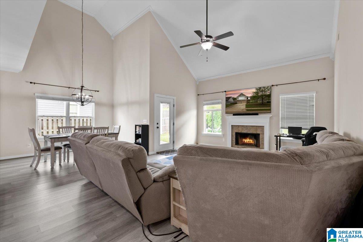 7007 LAVENDER COURT