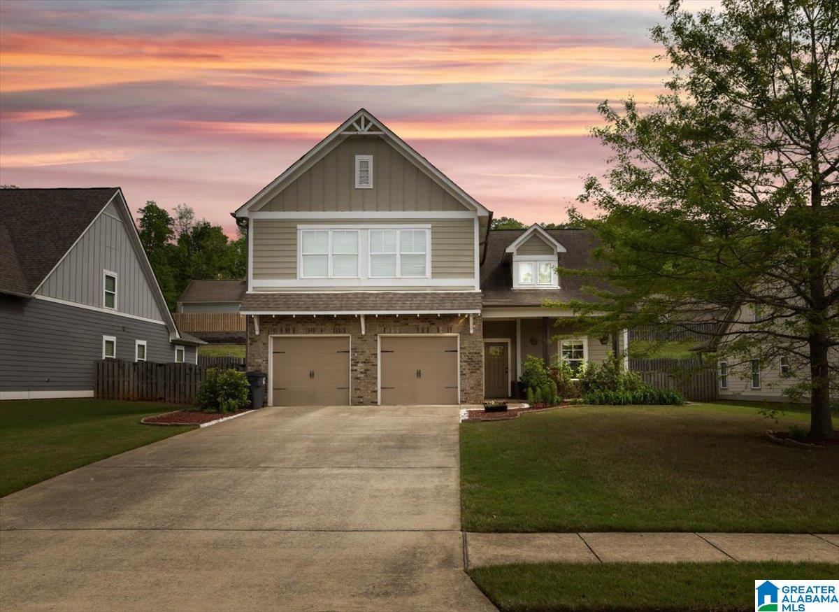 7007 LAVENDER COURT