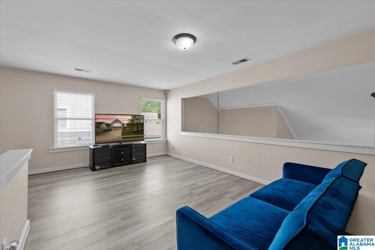 7007 LAVENDER COURT