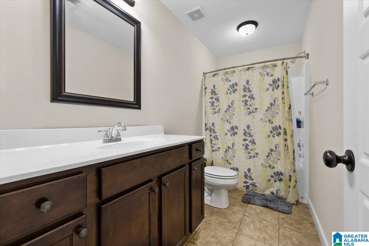 7007 LAVENDER COURT