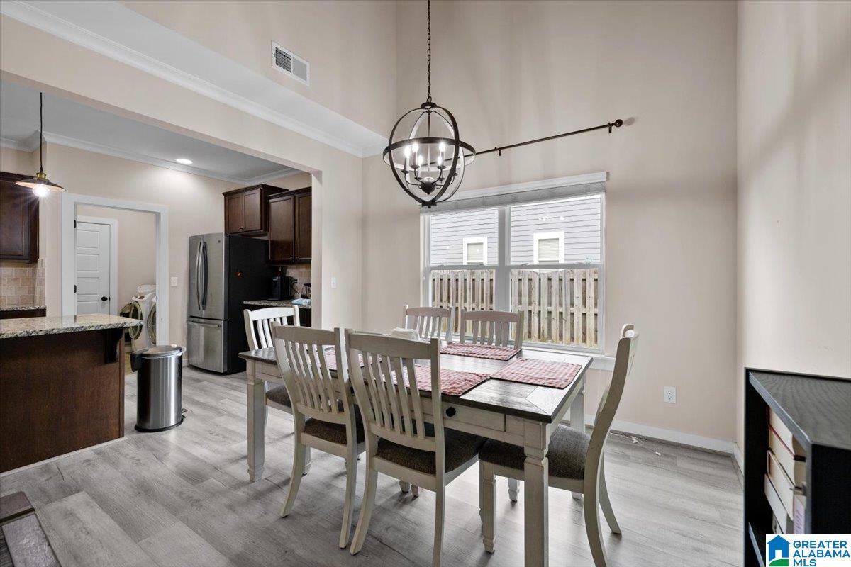 7007 LAVENDER COURT