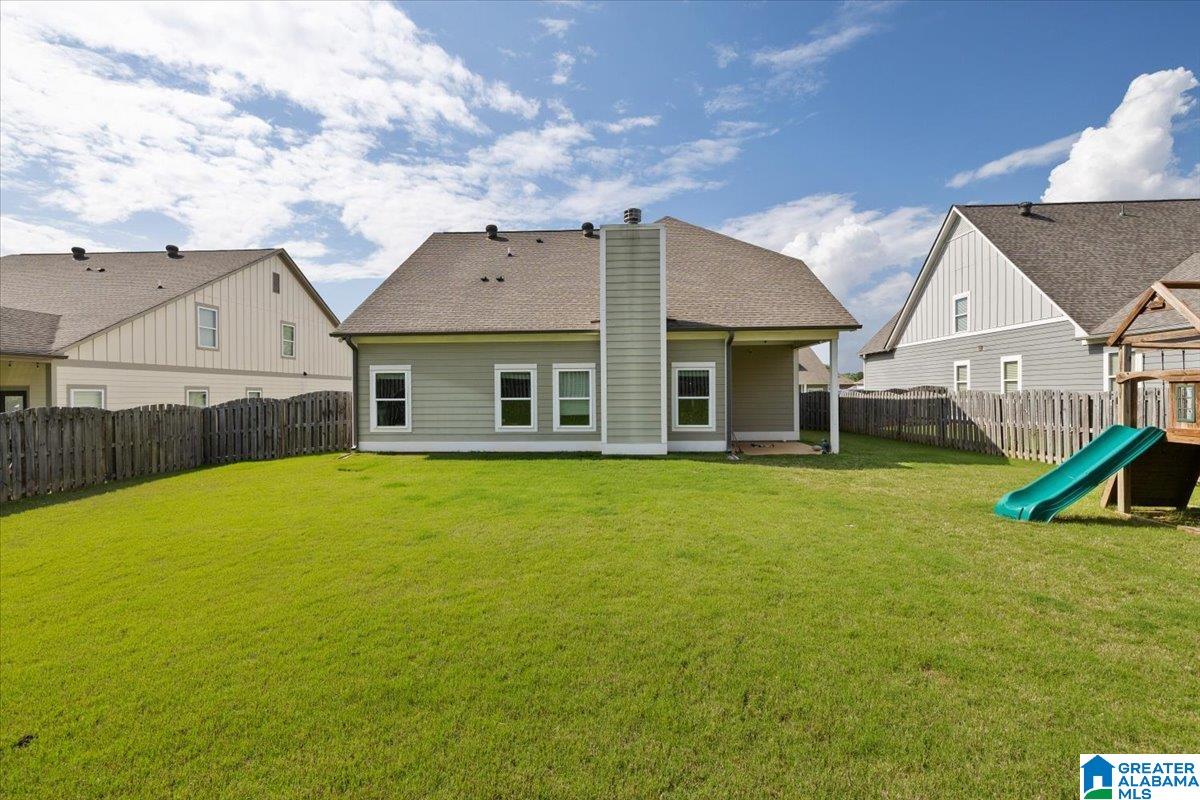7007 LAVENDER COURT