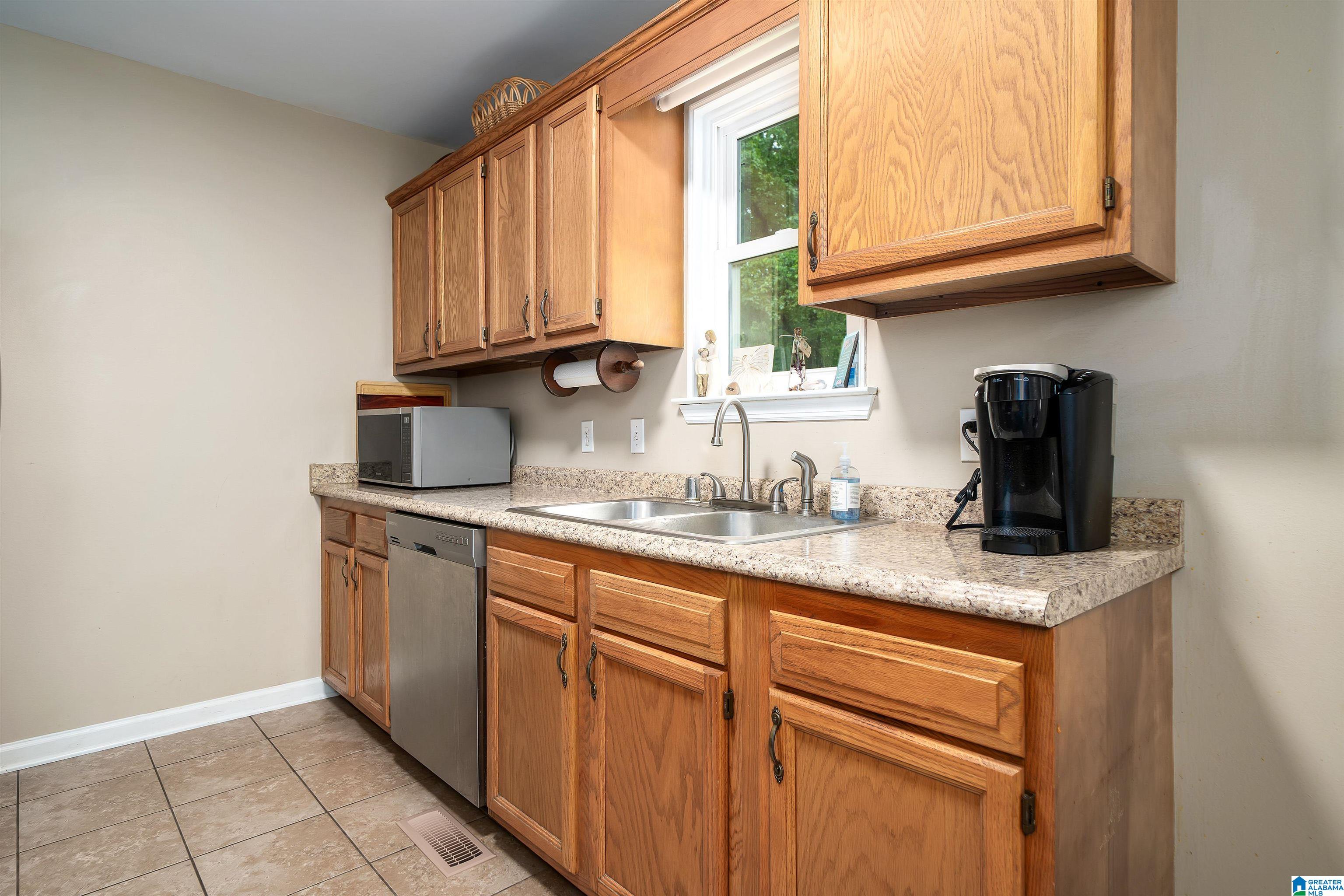 9077 HORSE TRAIL LANE