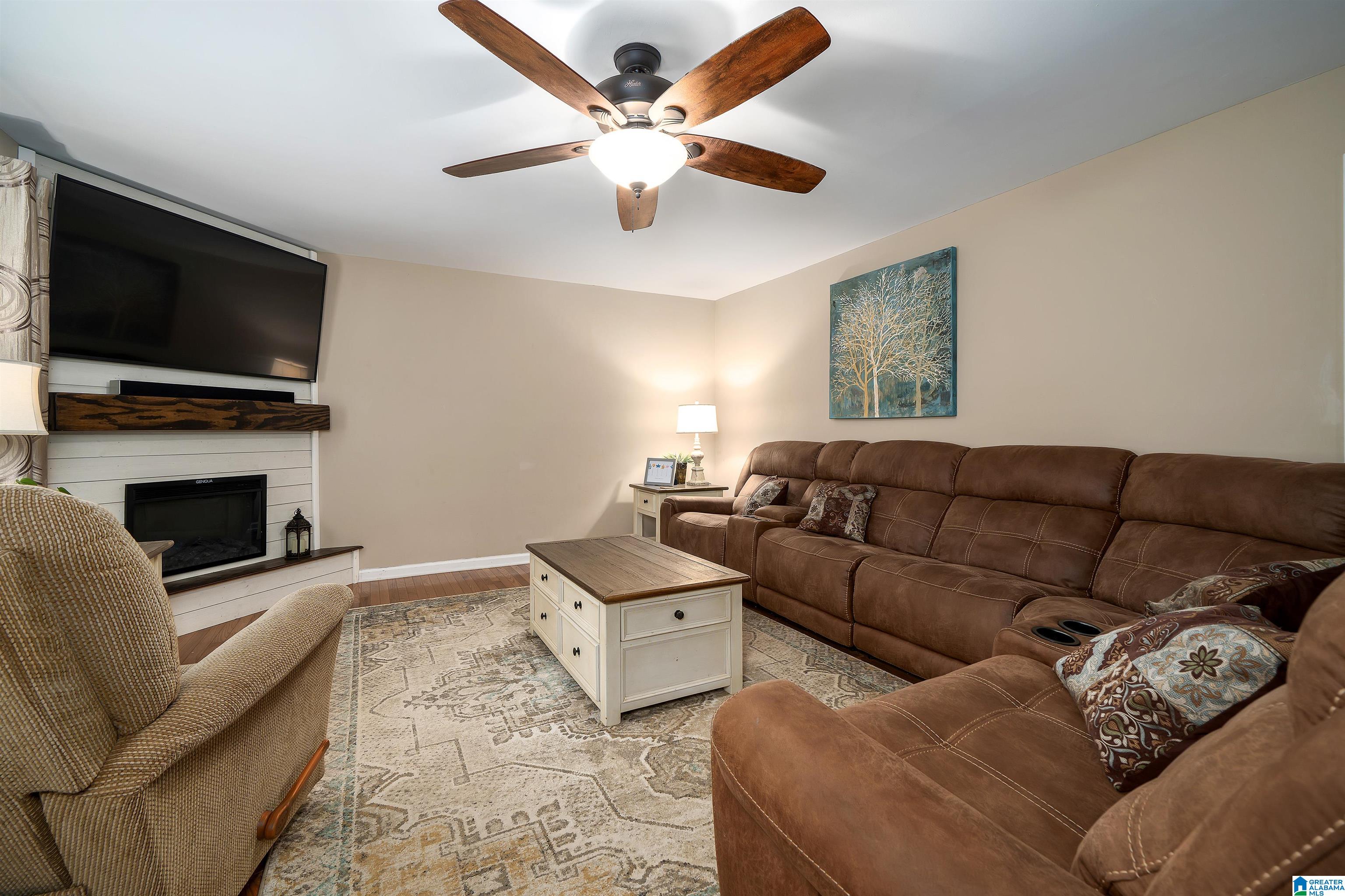 9077 HORSE TRAIL LANE