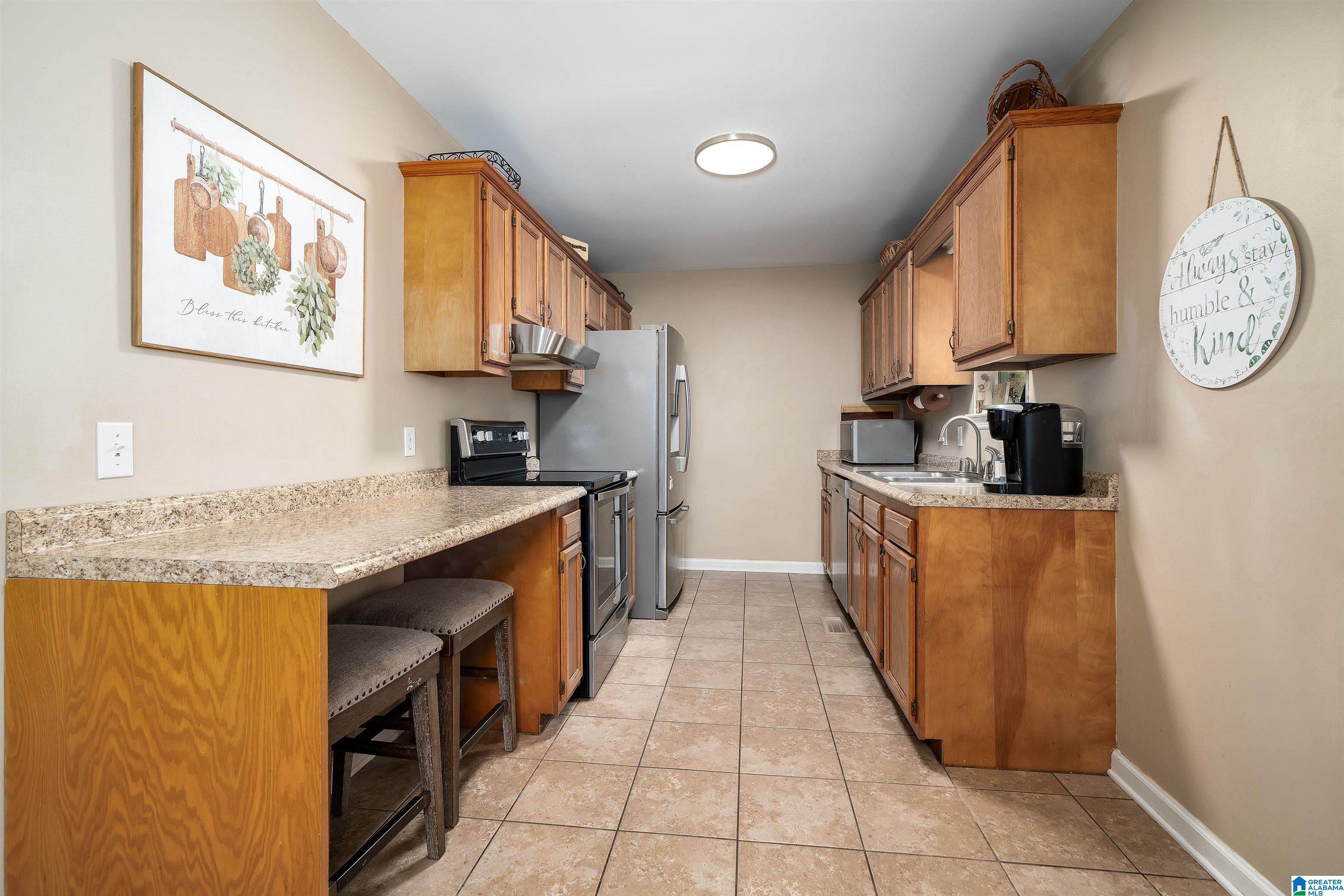 9077 HORSE TRAIL LANE