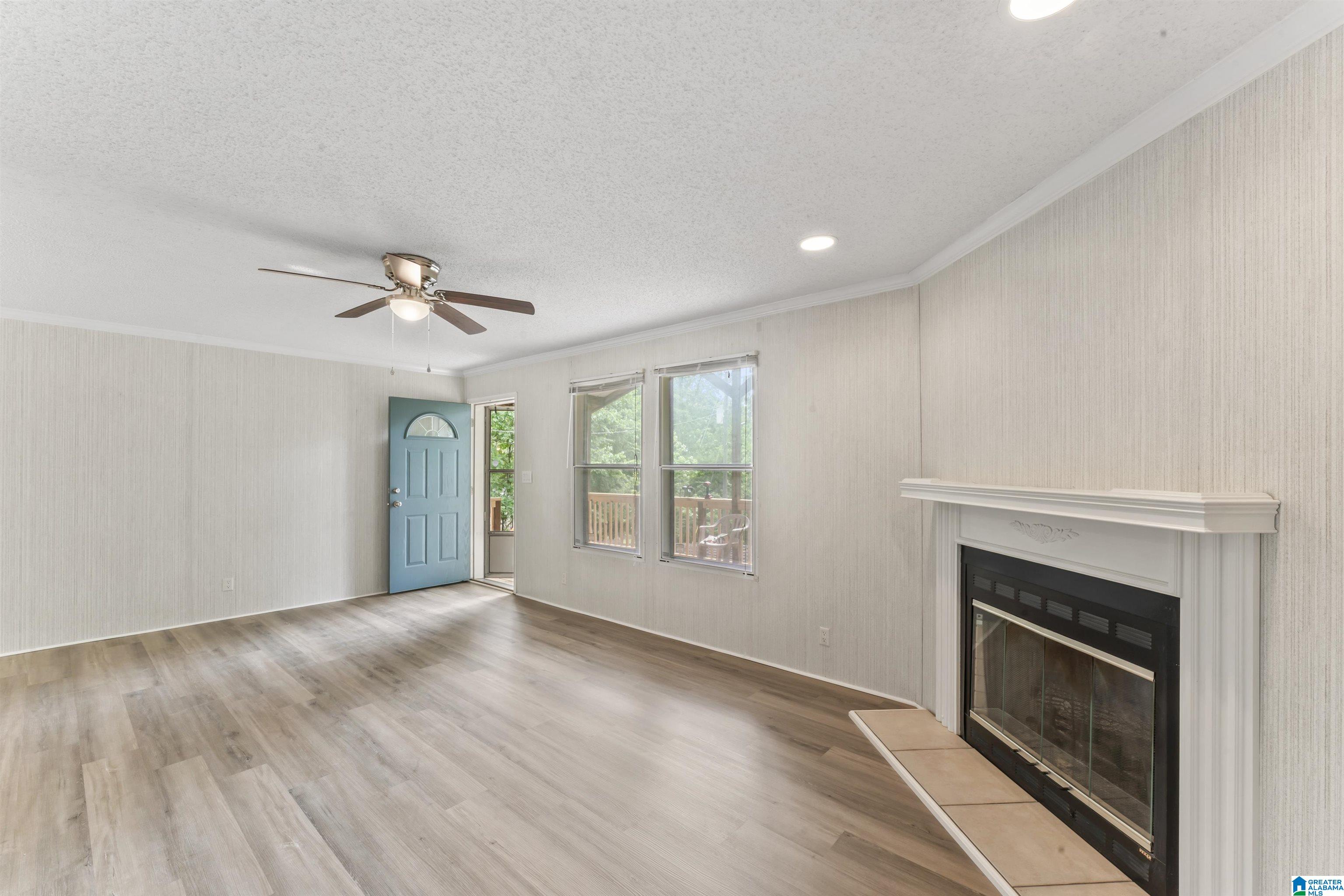 472 MOUNTAIN TERRACE