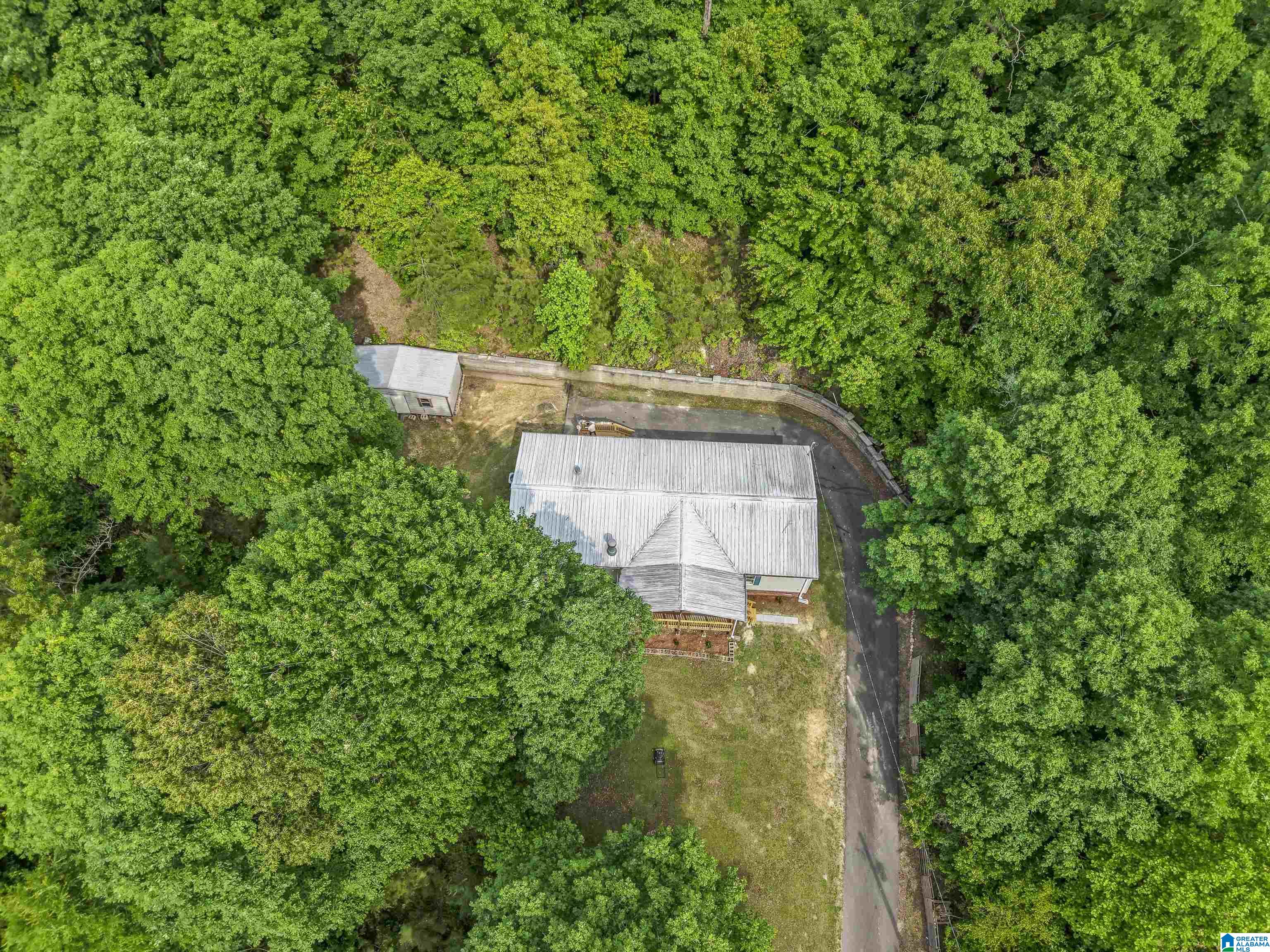 472 MOUNTAIN TERRACE