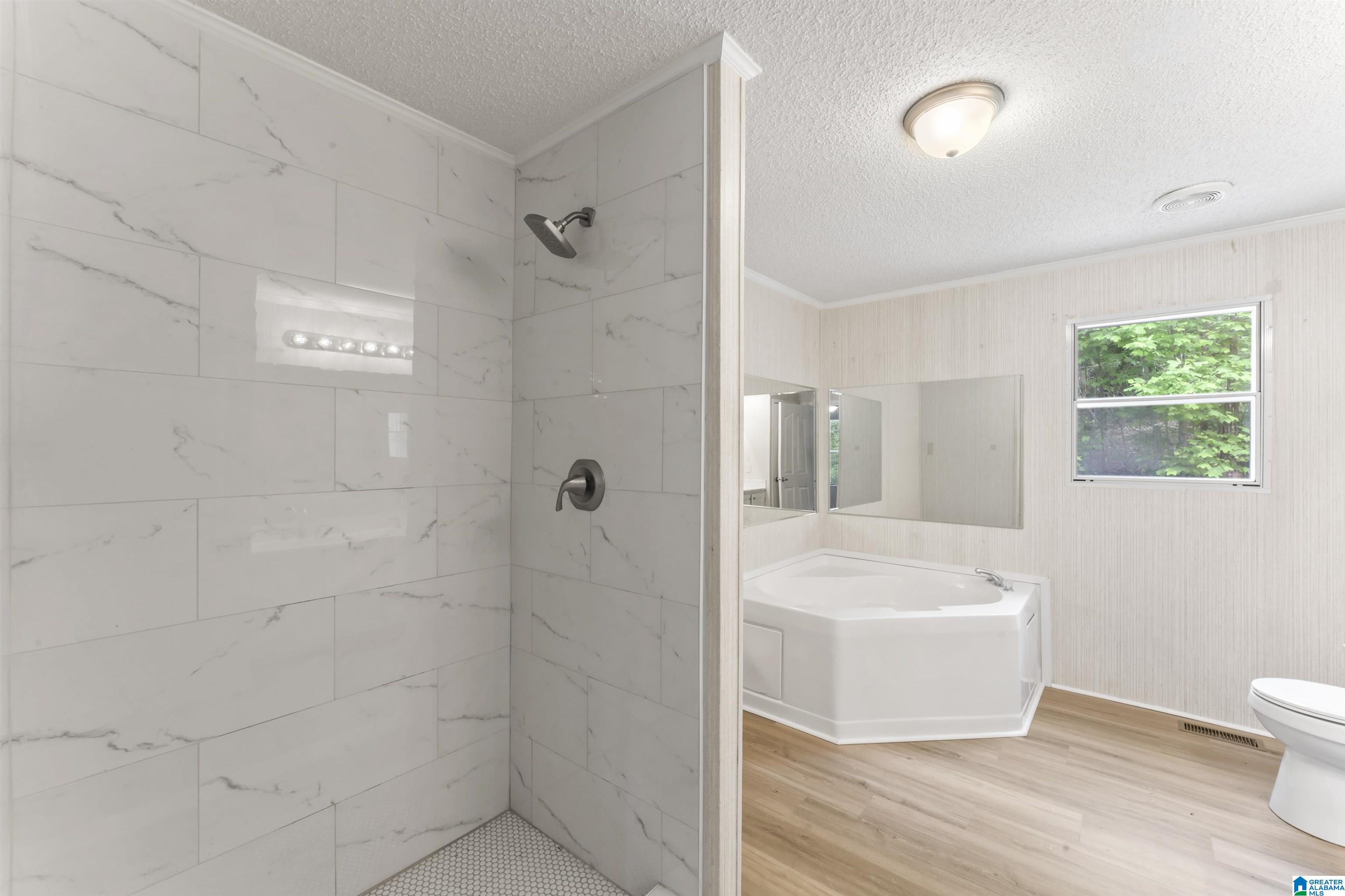 472 MOUNTAIN TERRACE