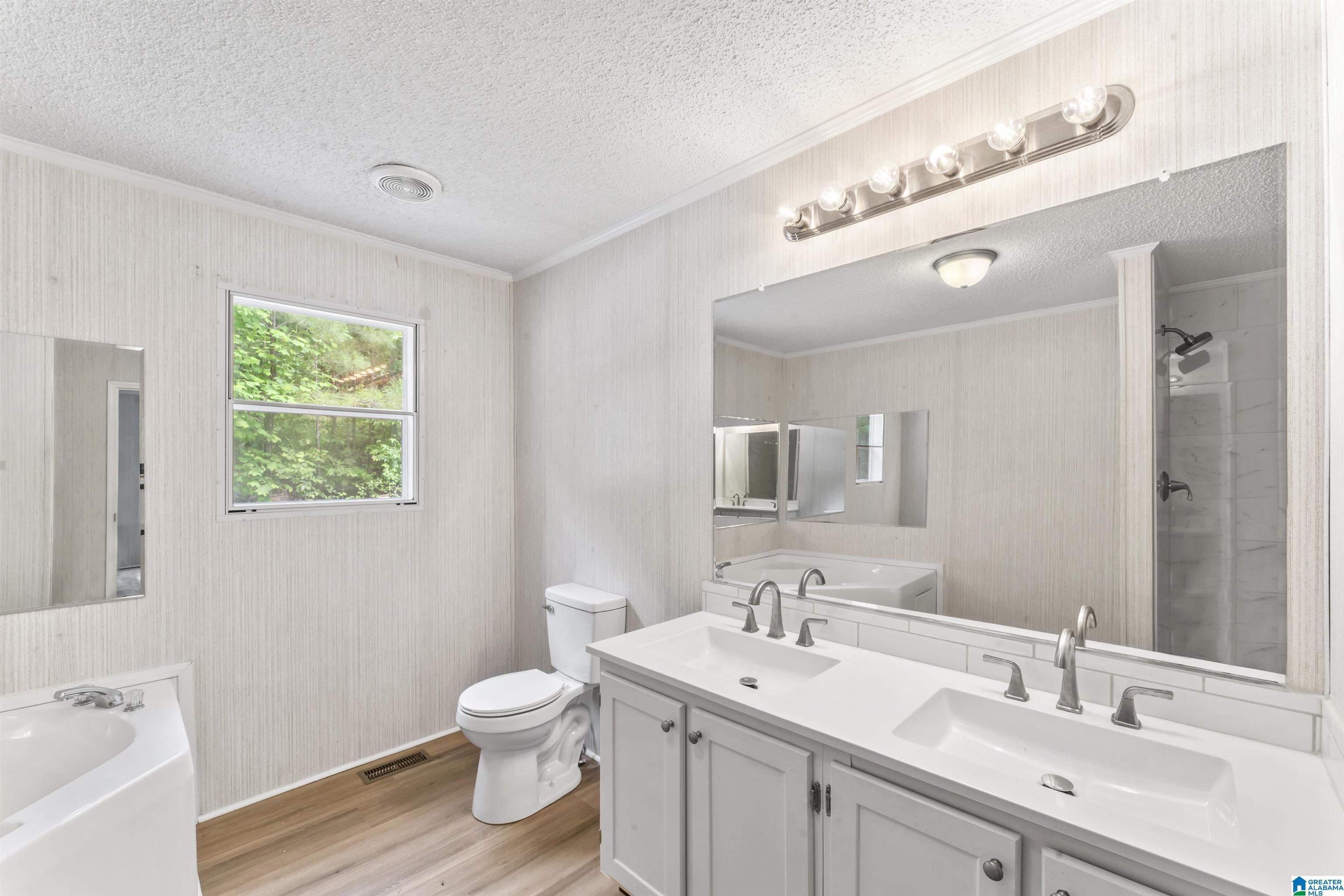 472 MOUNTAIN TERRACE