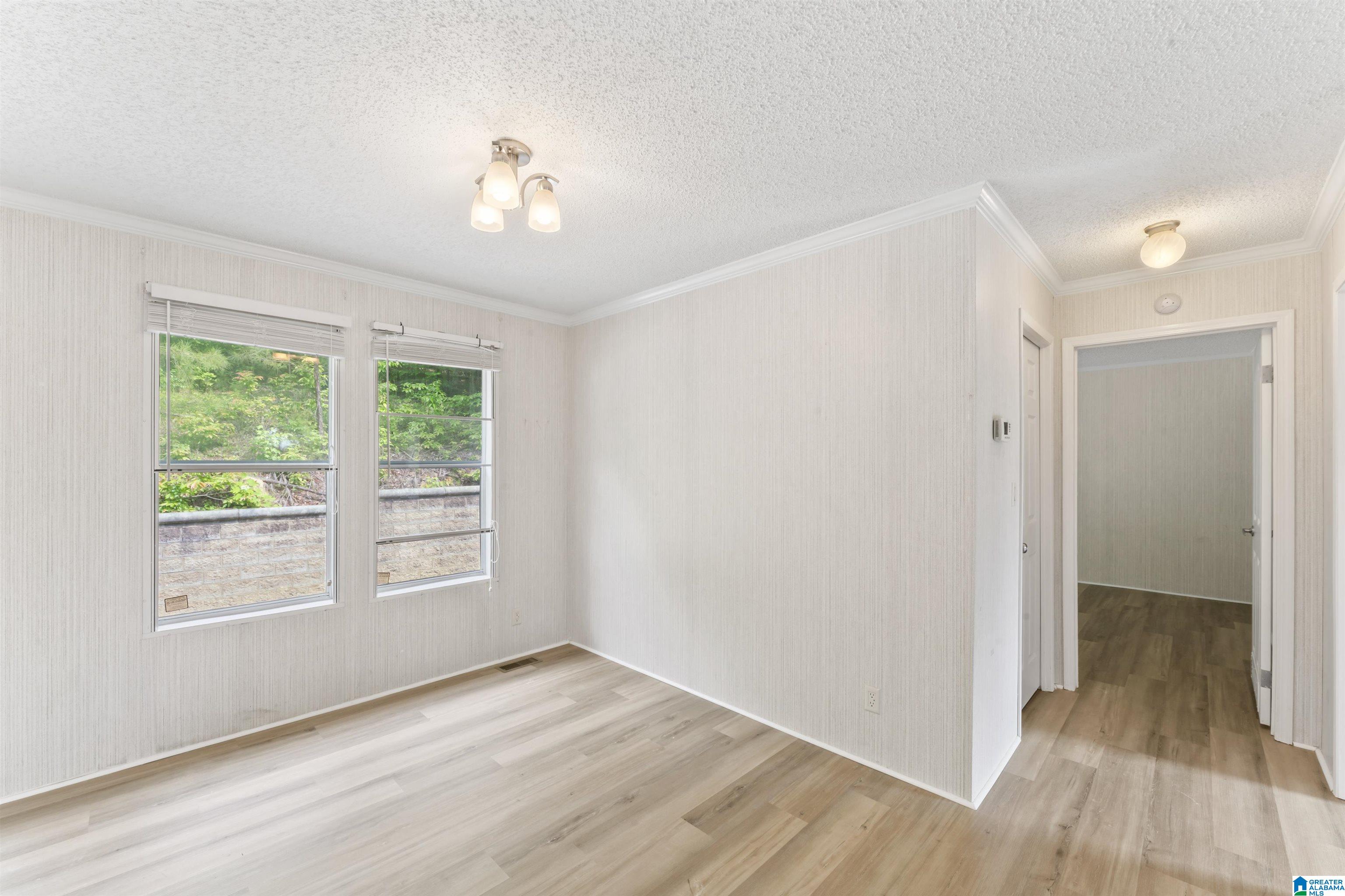 472 MOUNTAIN TERRACE