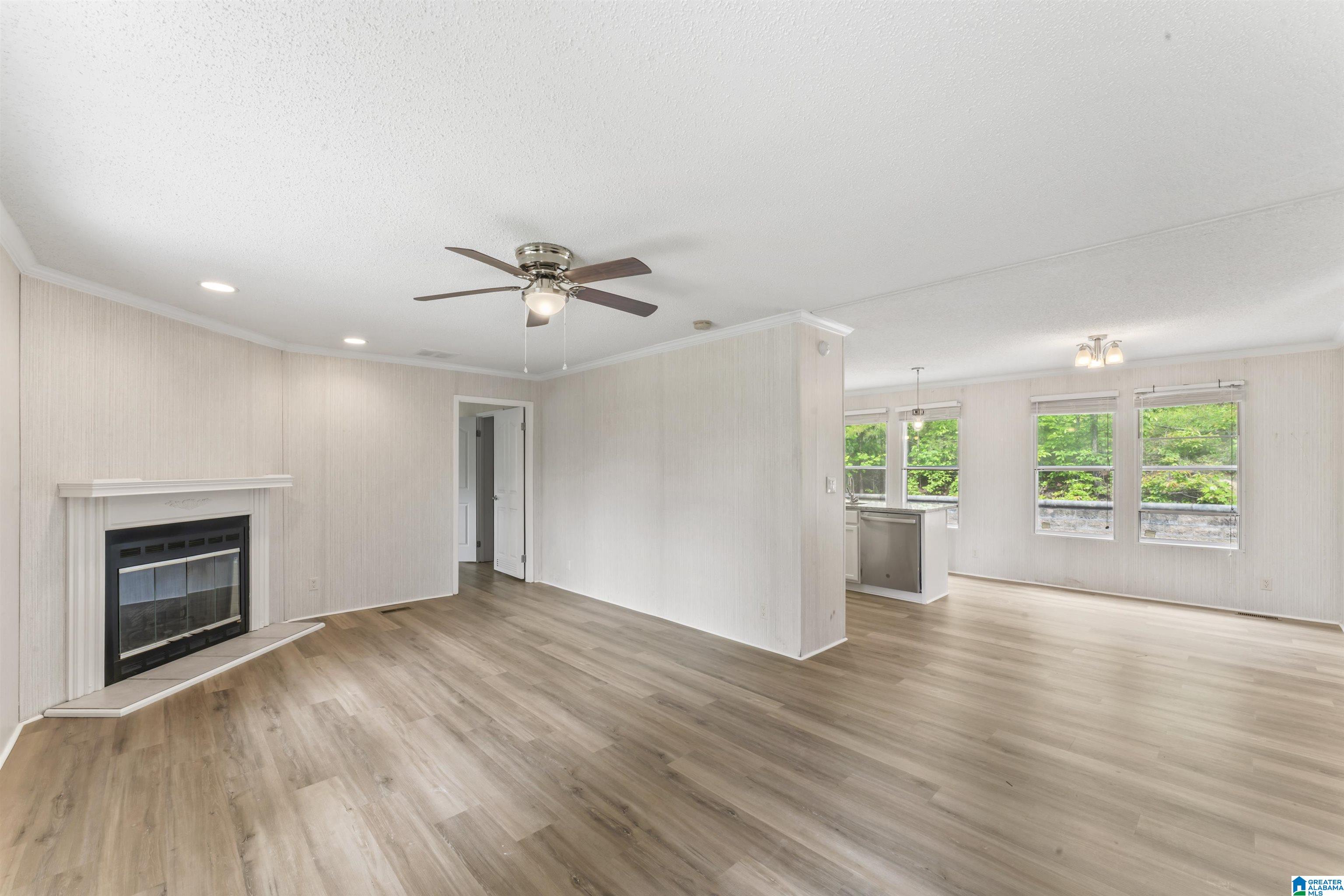 472 MOUNTAIN TERRACE