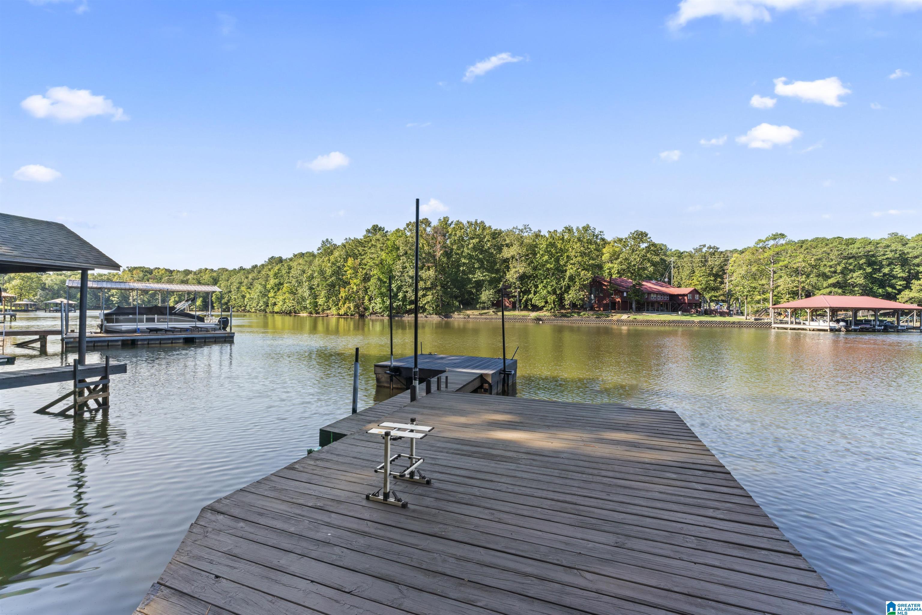 560 WATER OAK LANE