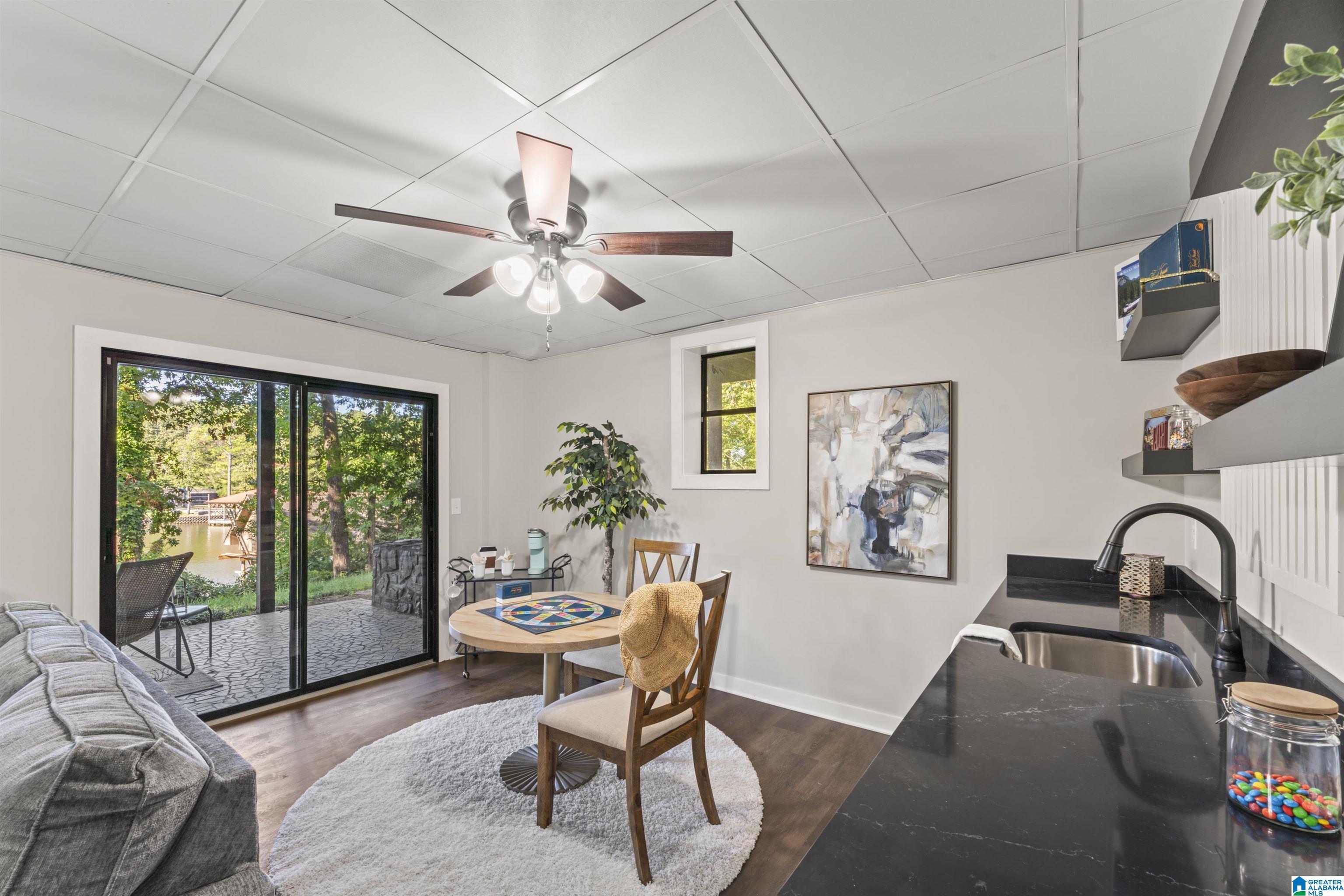 560 WATER OAK LANE