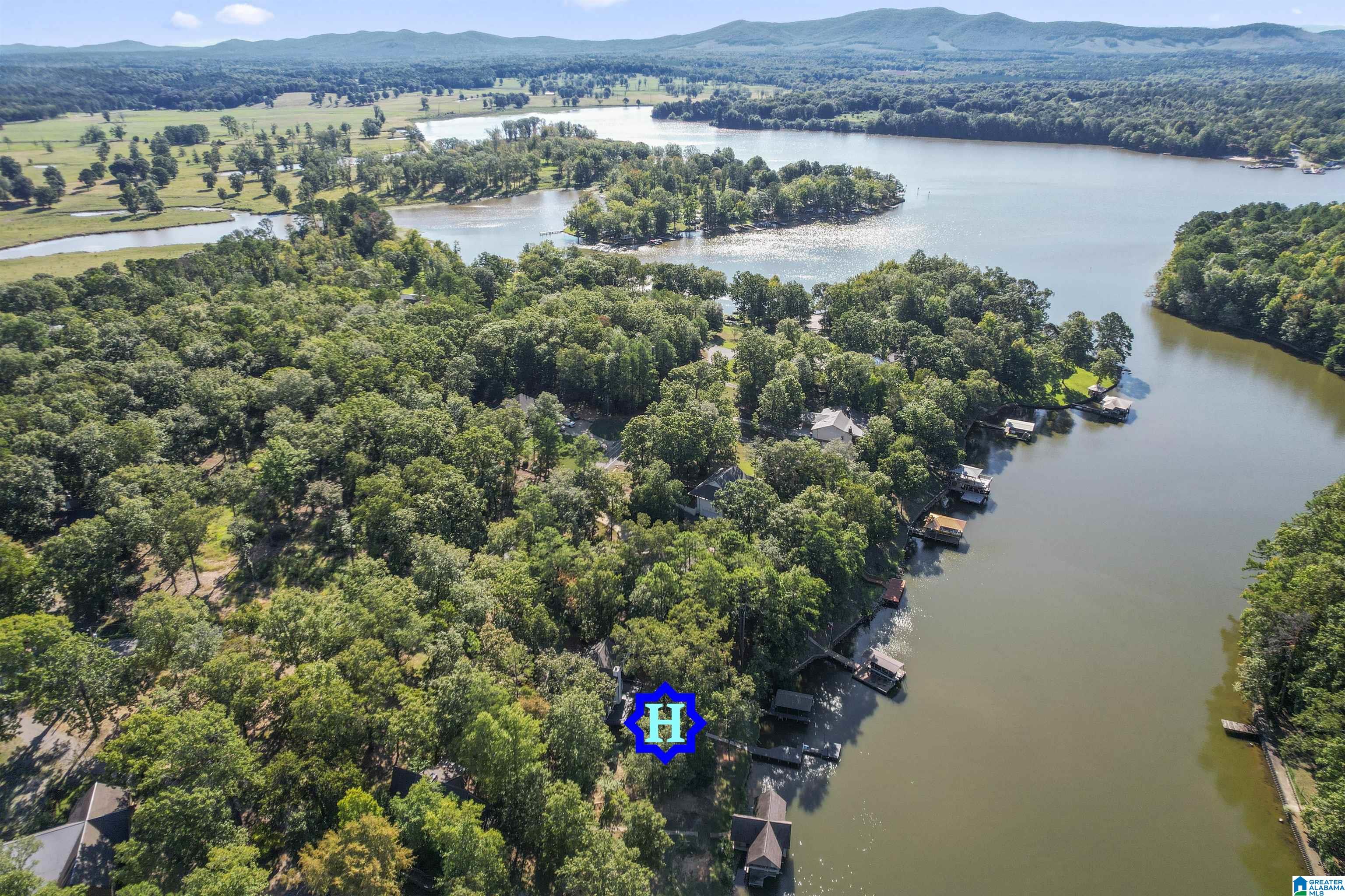 560 WATER OAK LANE