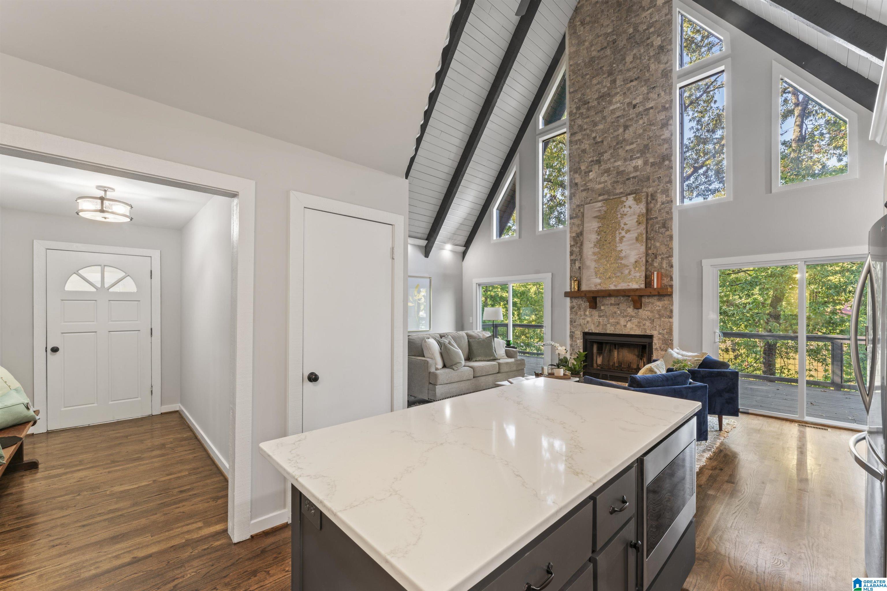 560 WATER OAK LANE