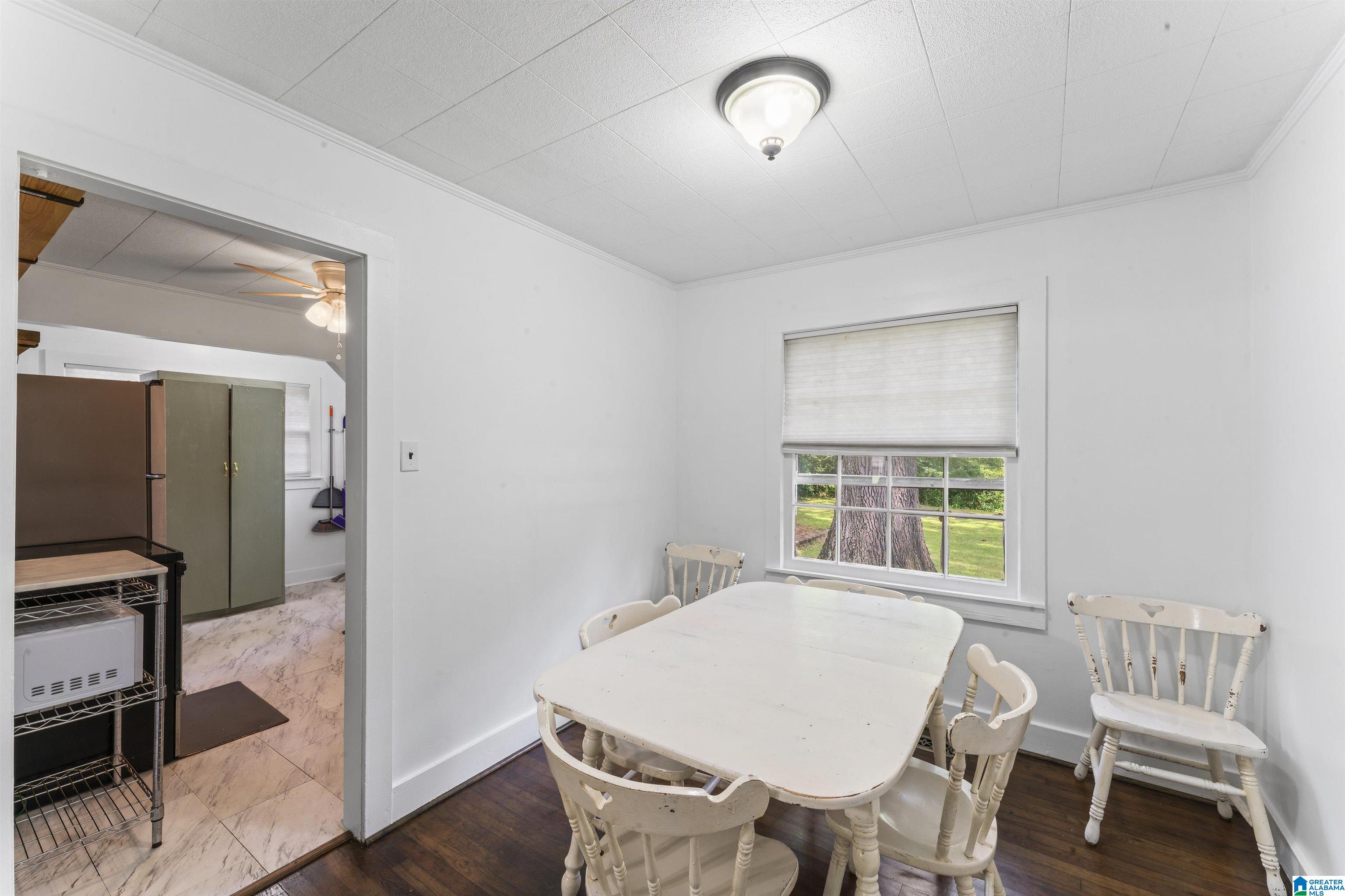 116 LOUIS AVENUE
