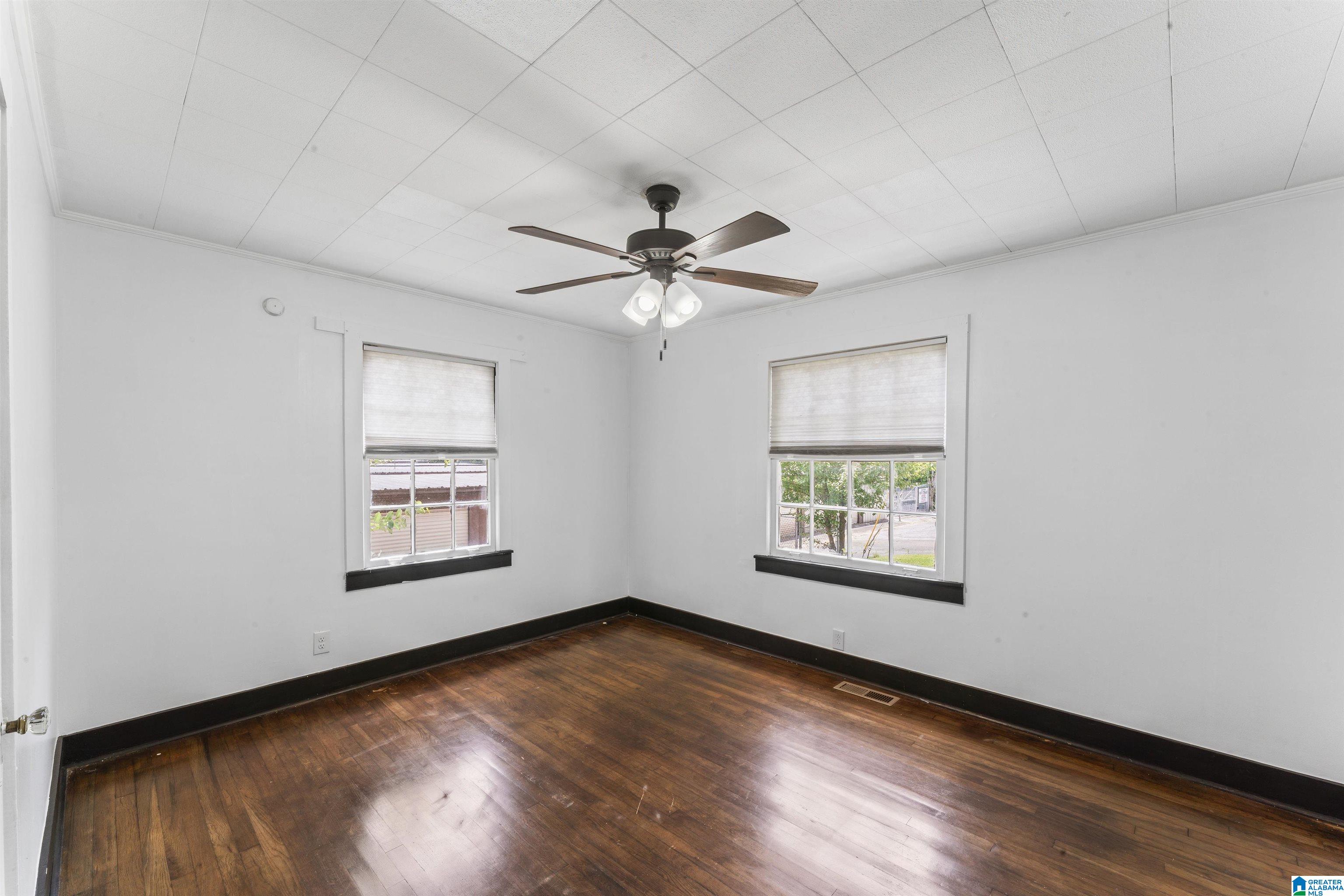 116 LOUIS AVENUE