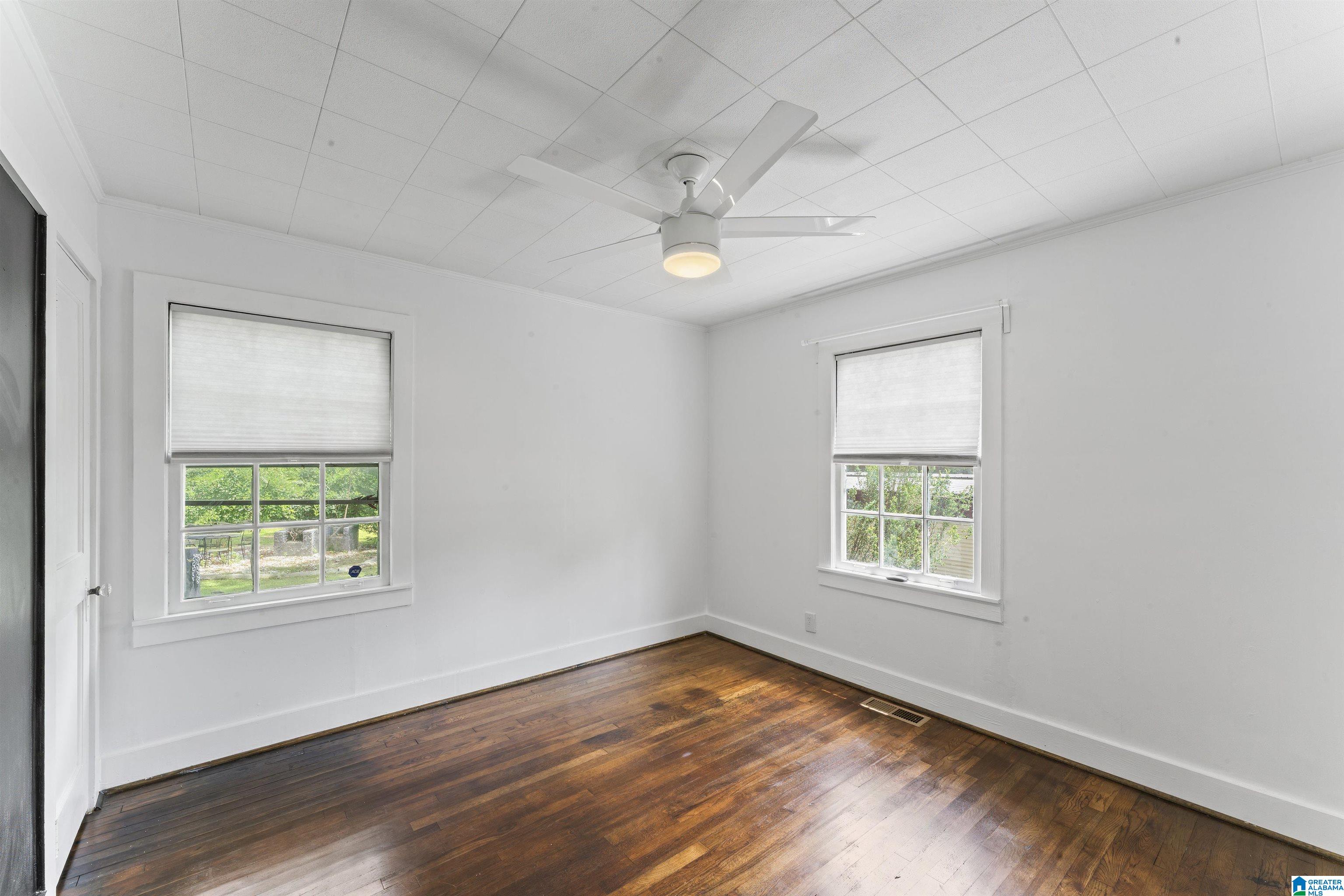 116 LOUIS AVENUE