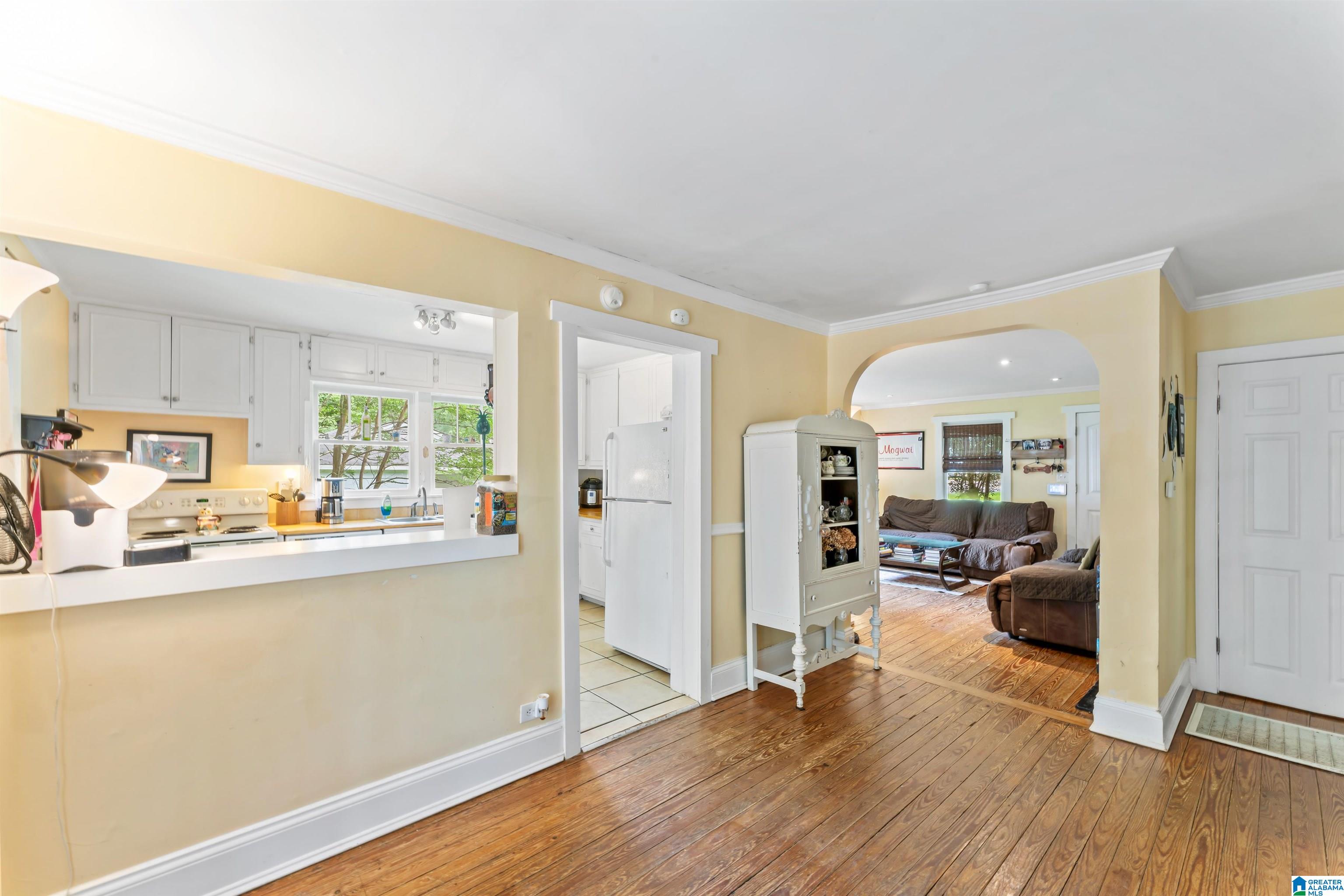 445 PLAZA DRIVE