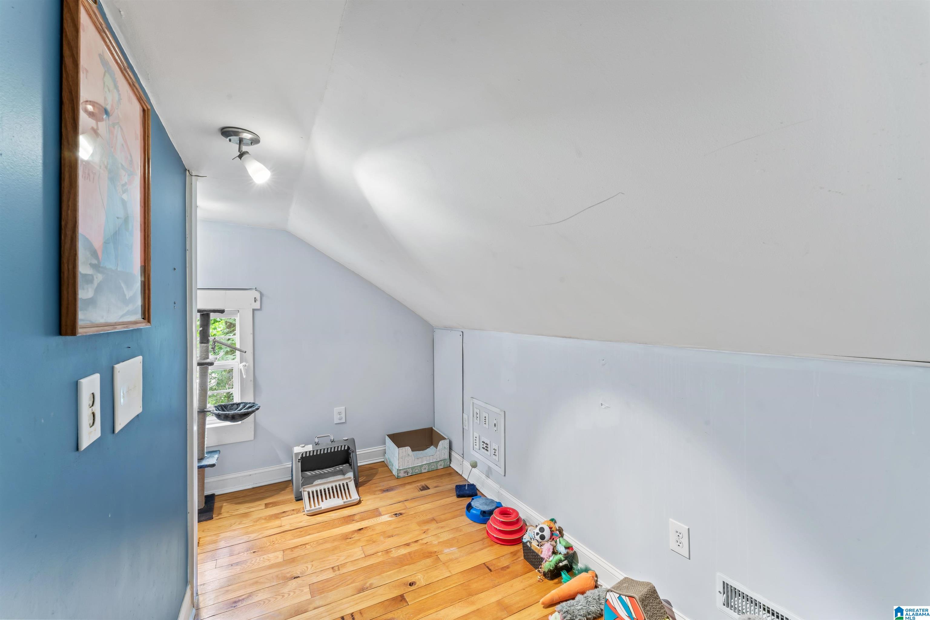 445 PLAZA DRIVE