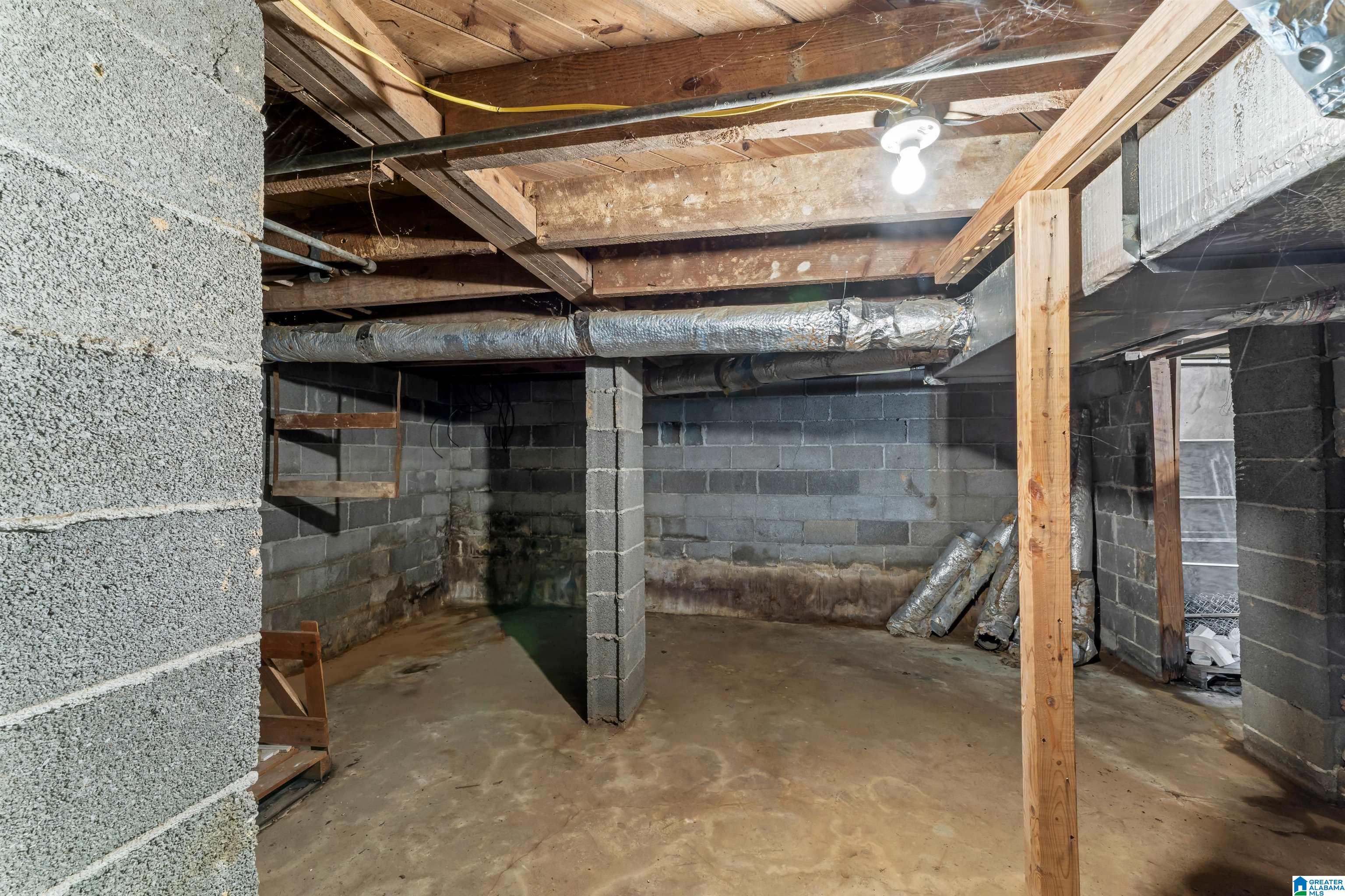 445 PLAZA DRIVE