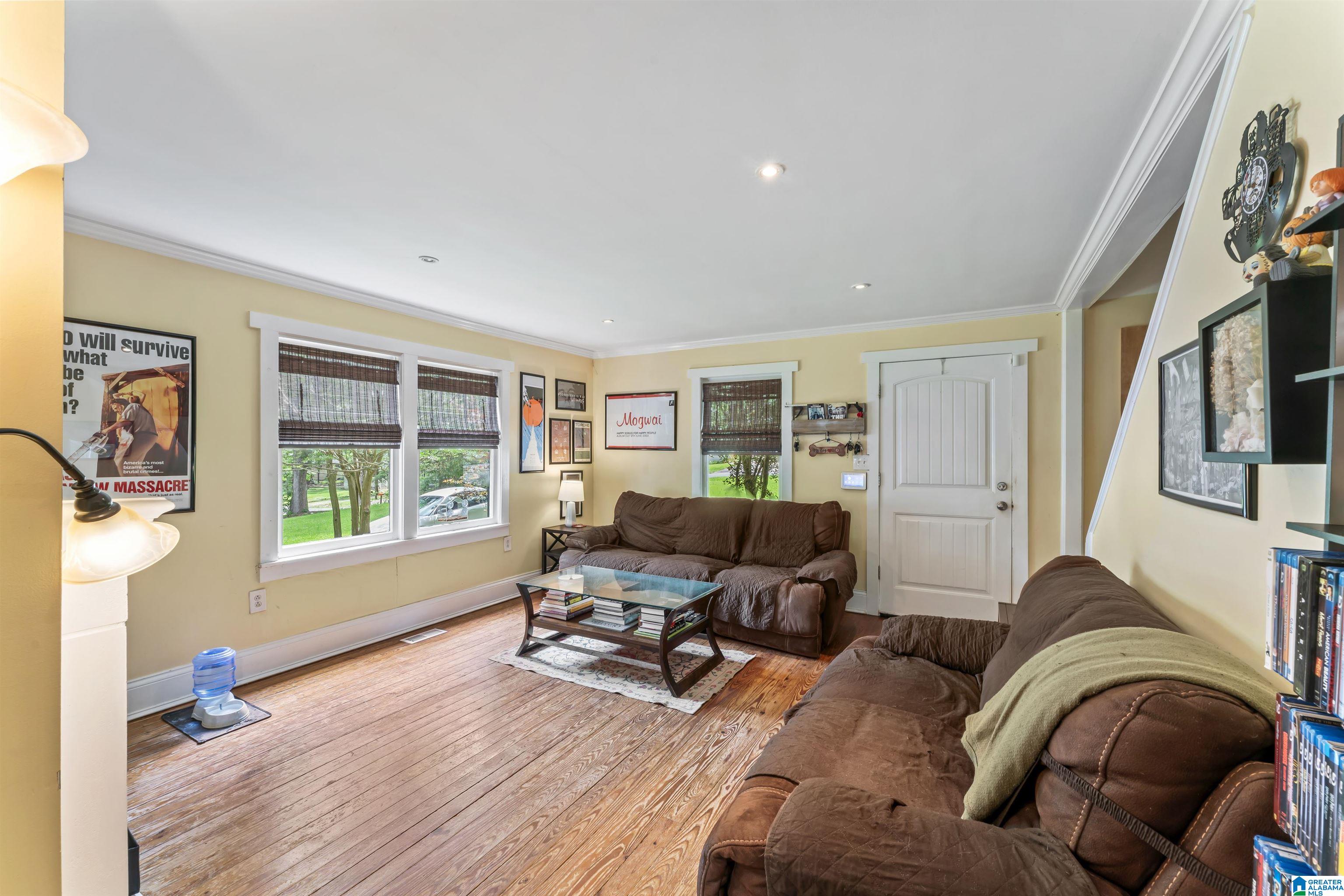 445 PLAZA DRIVE