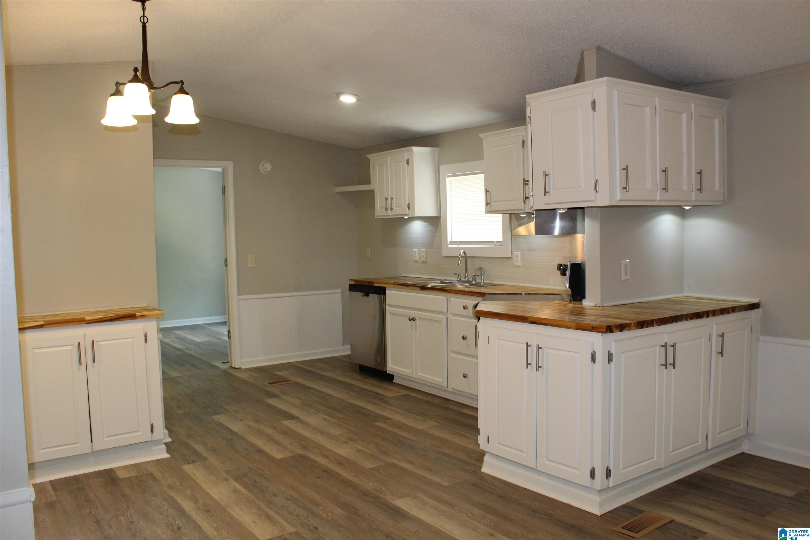 220 CRESTVIEW DRIVE