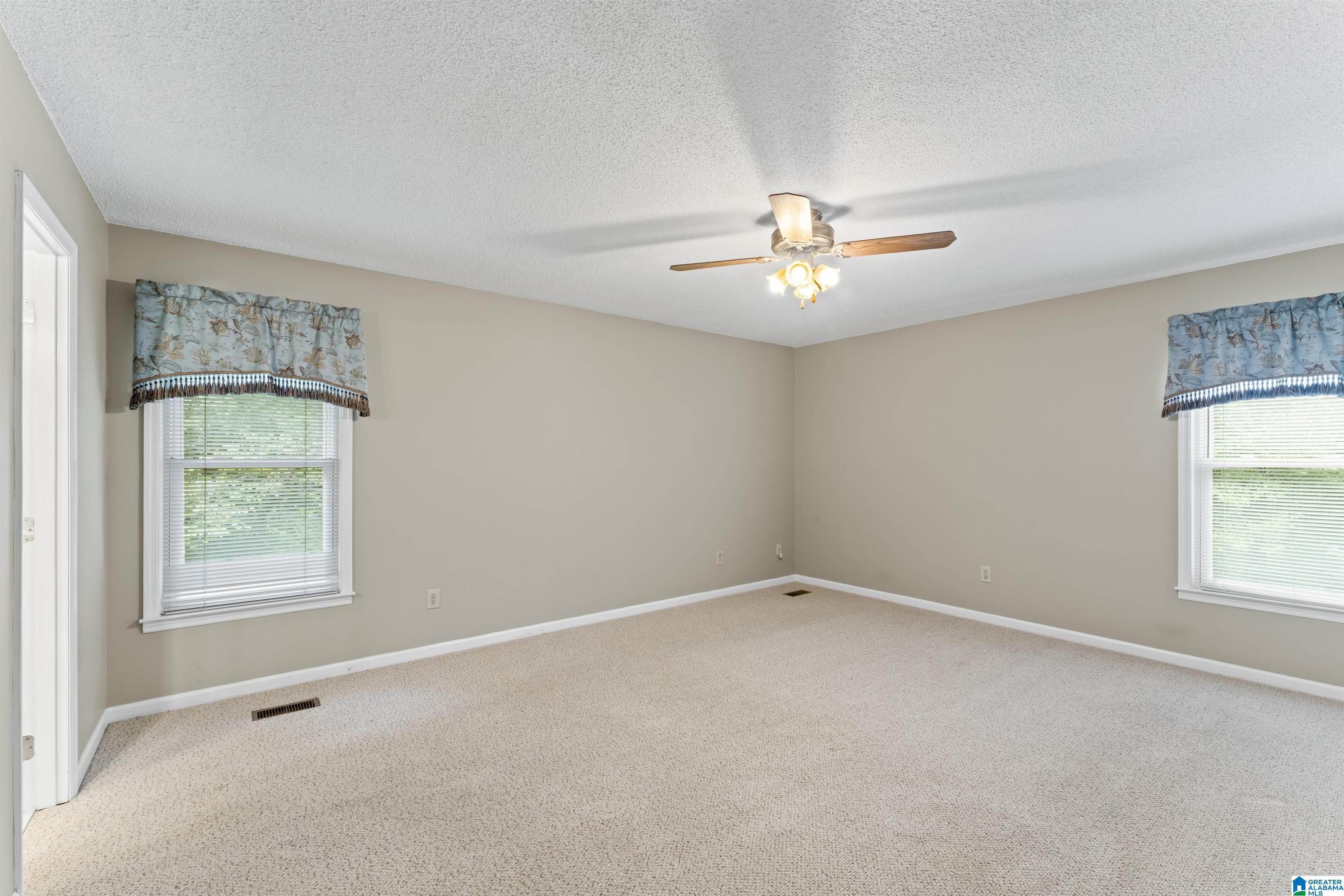 1044 MELISSA CIRCLE