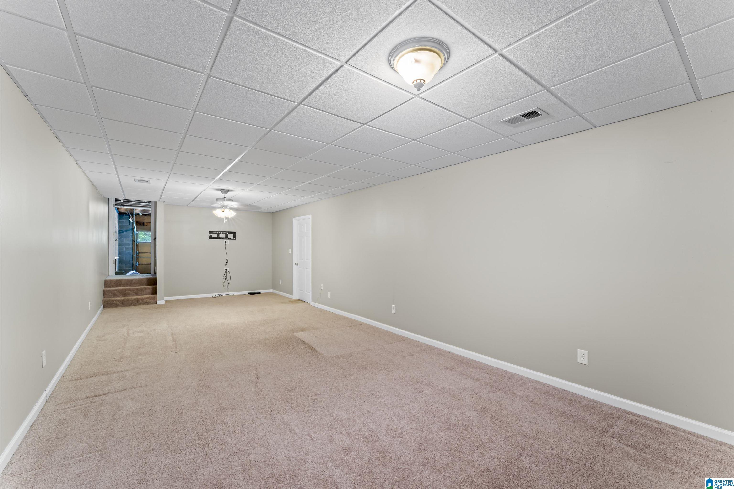 1044 MELISSA CIRCLE