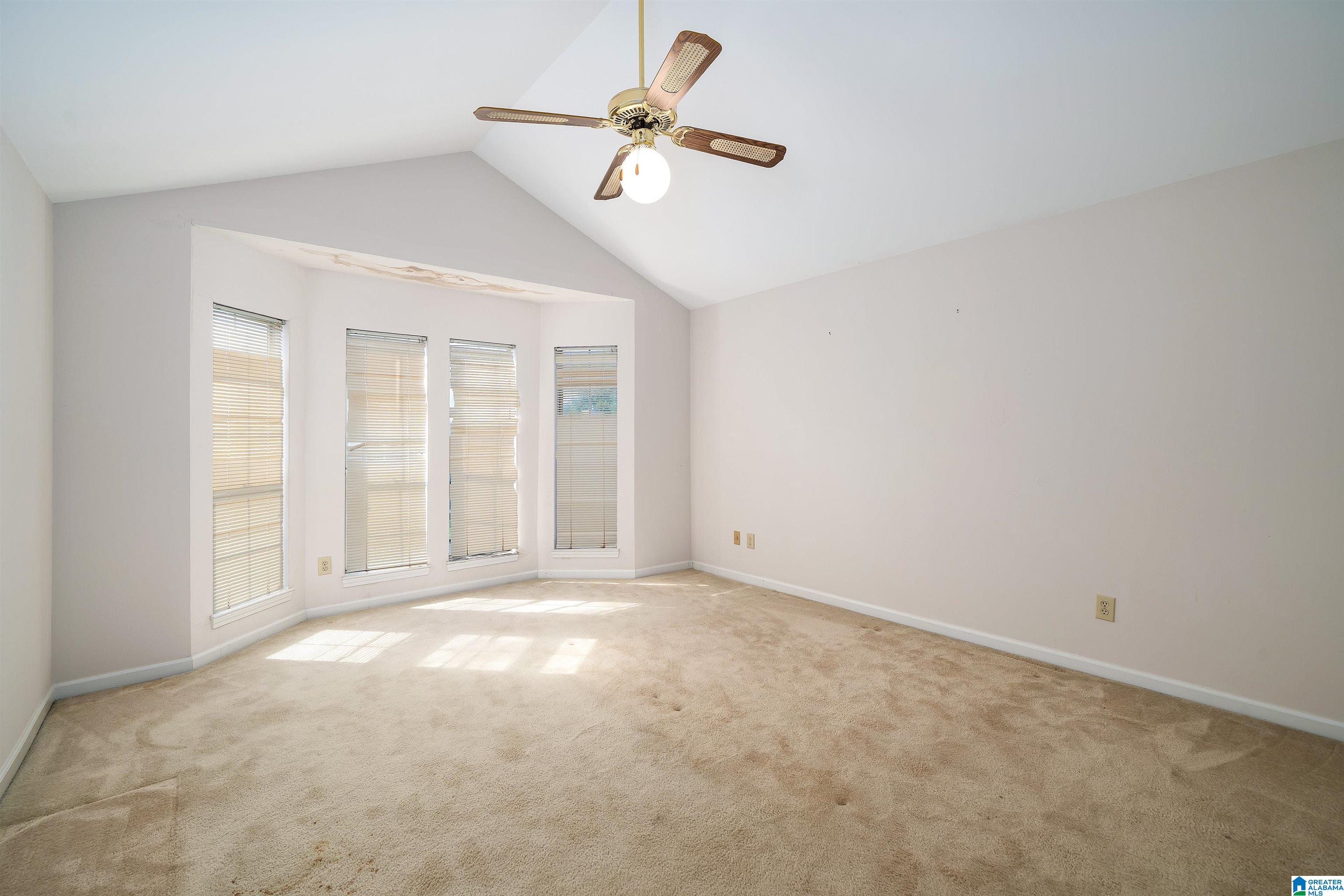 3104 CANTERBURY PLACE