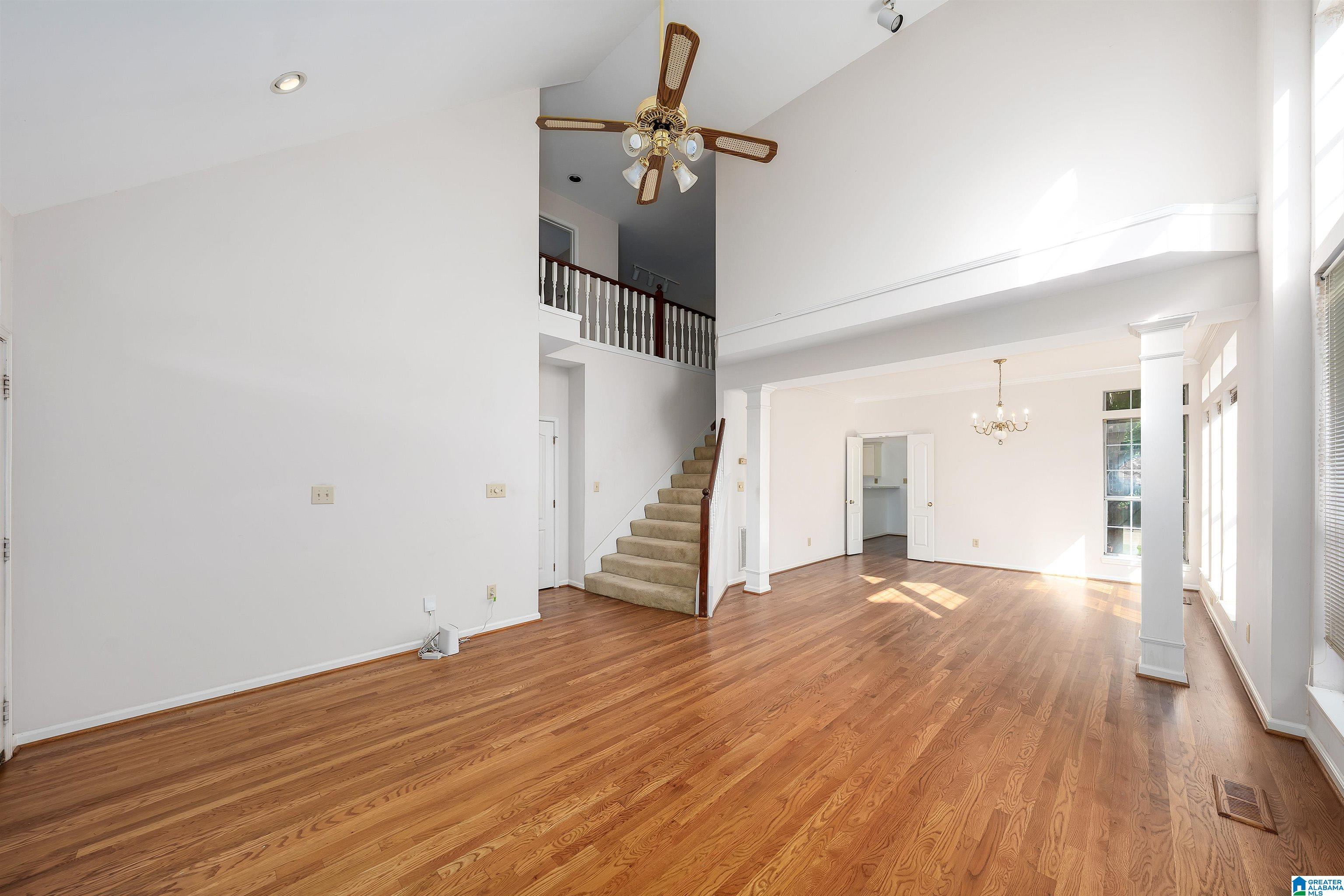 3104 CANTERBURY PLACE