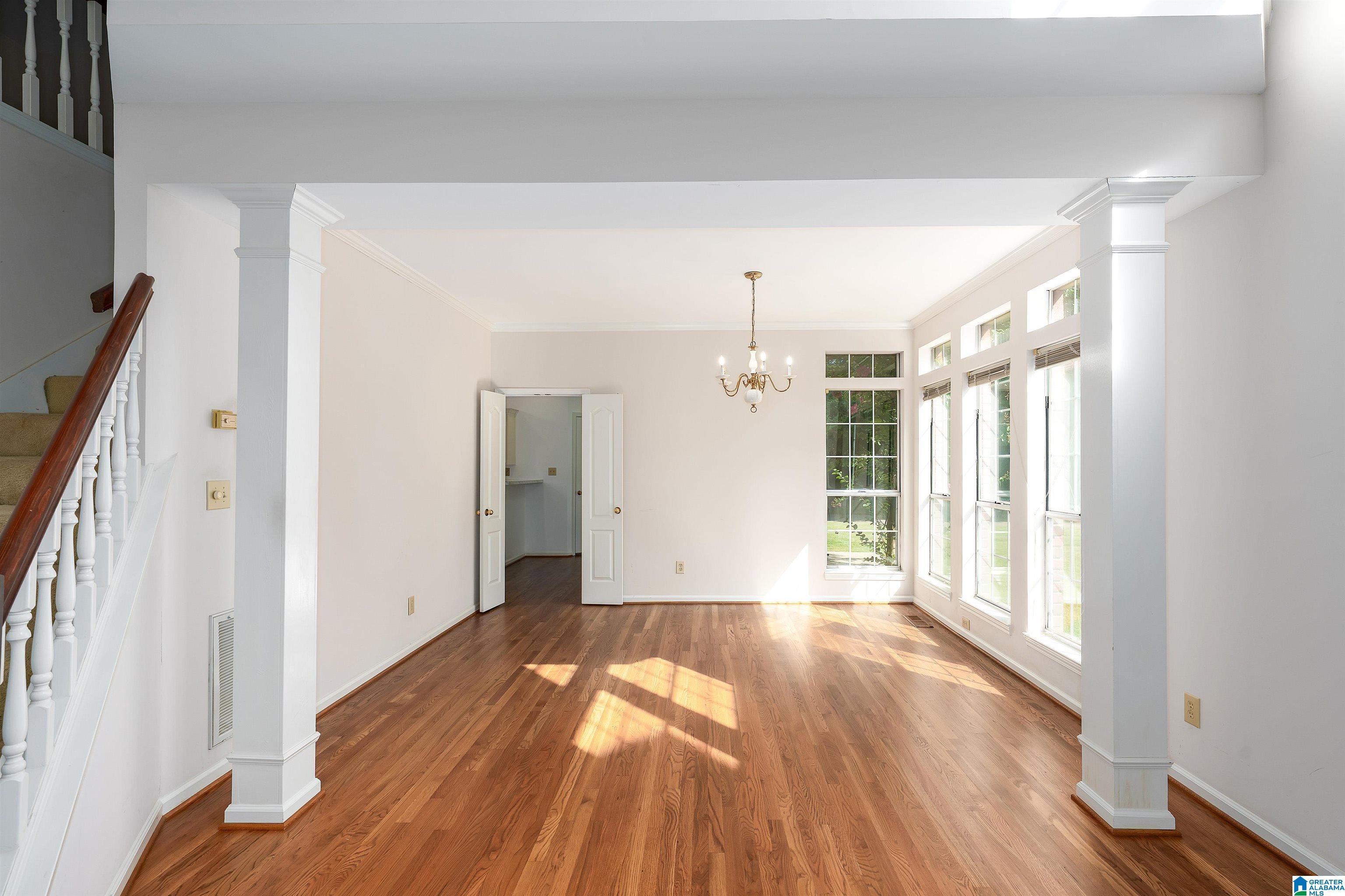 3104 CANTERBURY PLACE