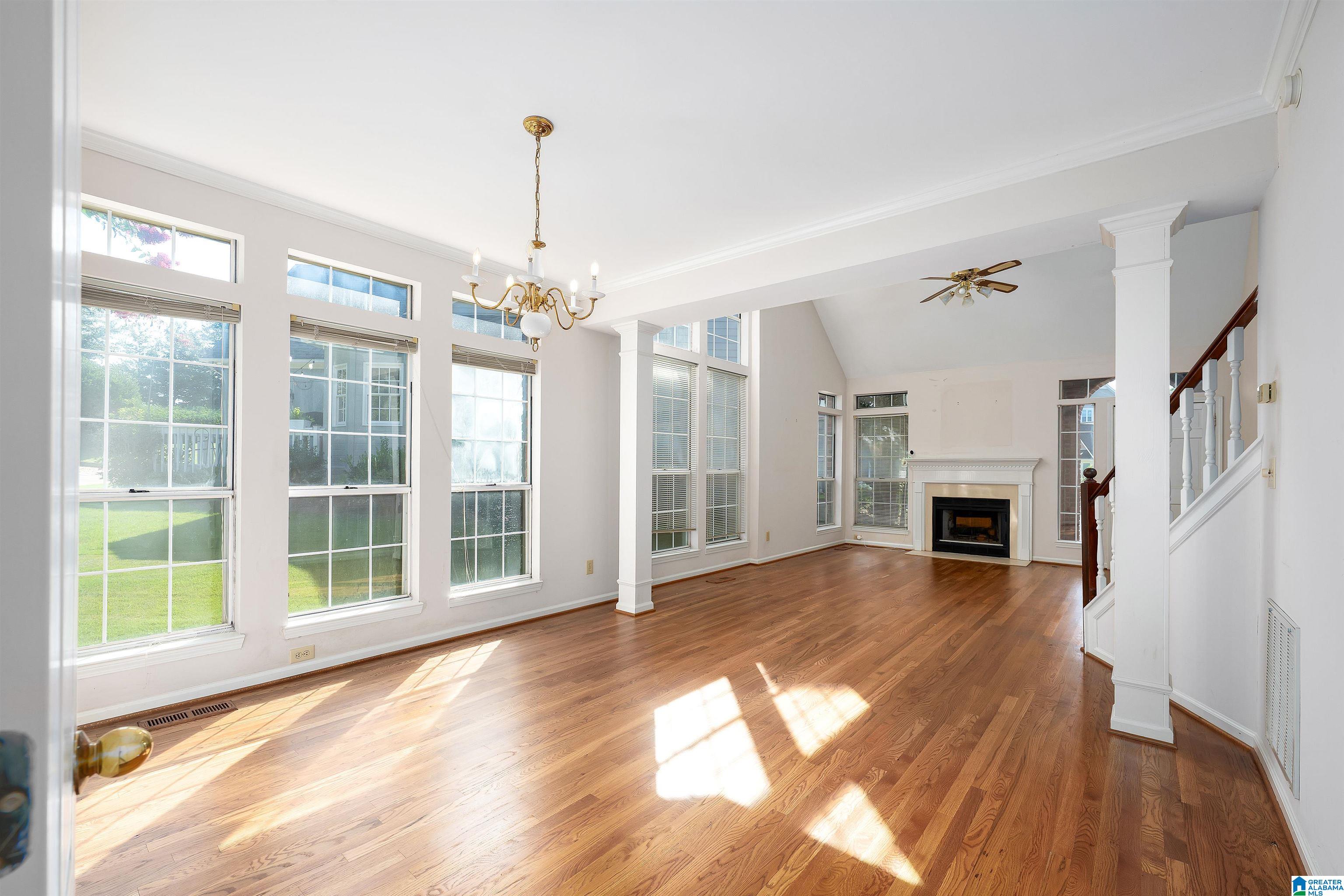 3104 CANTERBURY PLACE