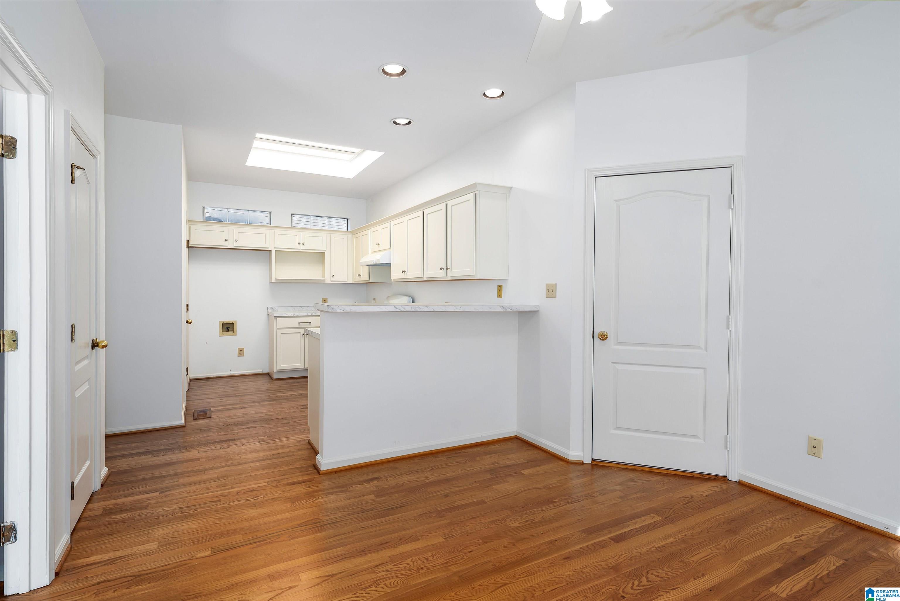 3104 CANTERBURY PLACE