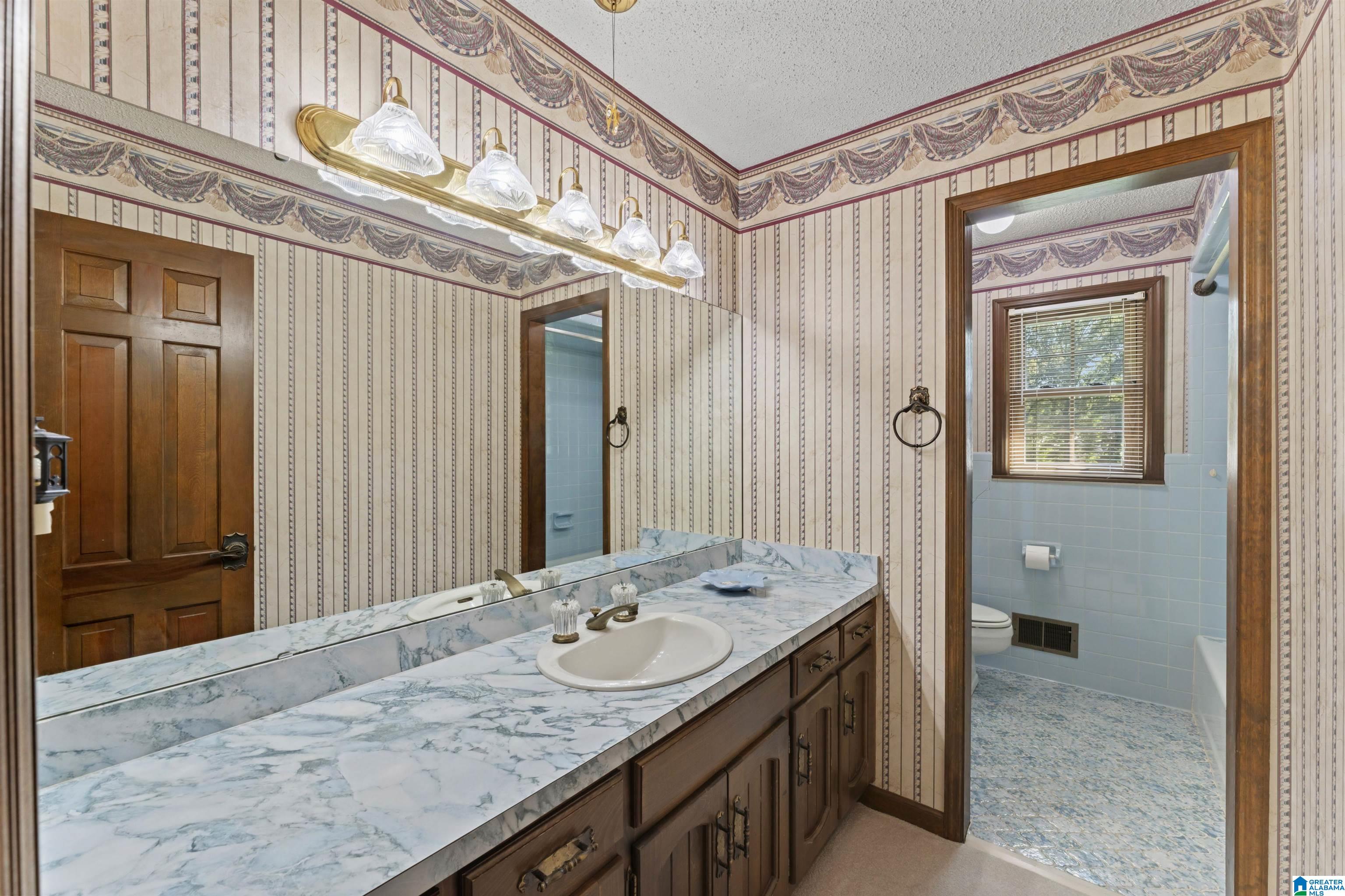 514 JULIANNE DRIVE