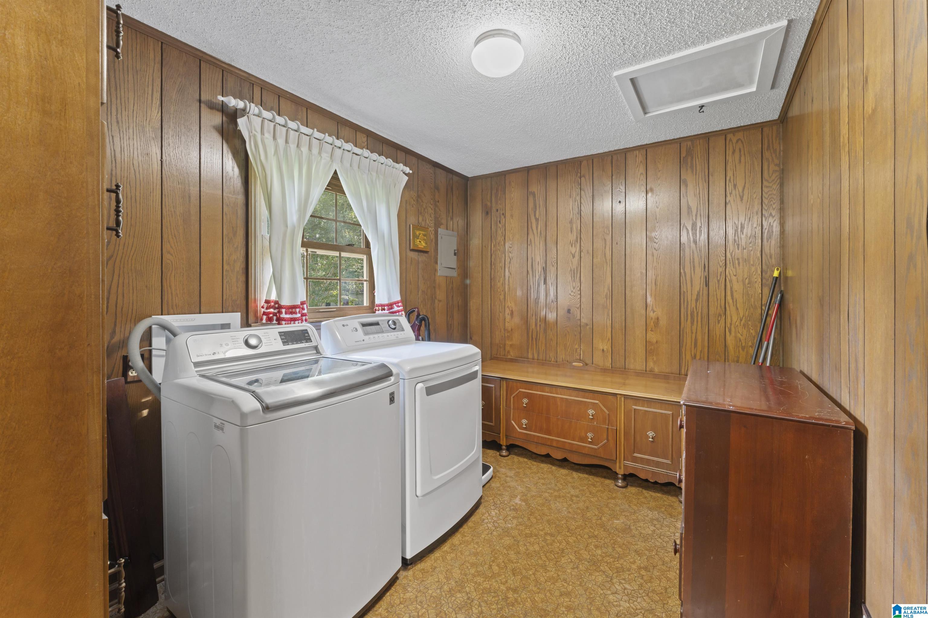 514 JULIANNE DRIVE