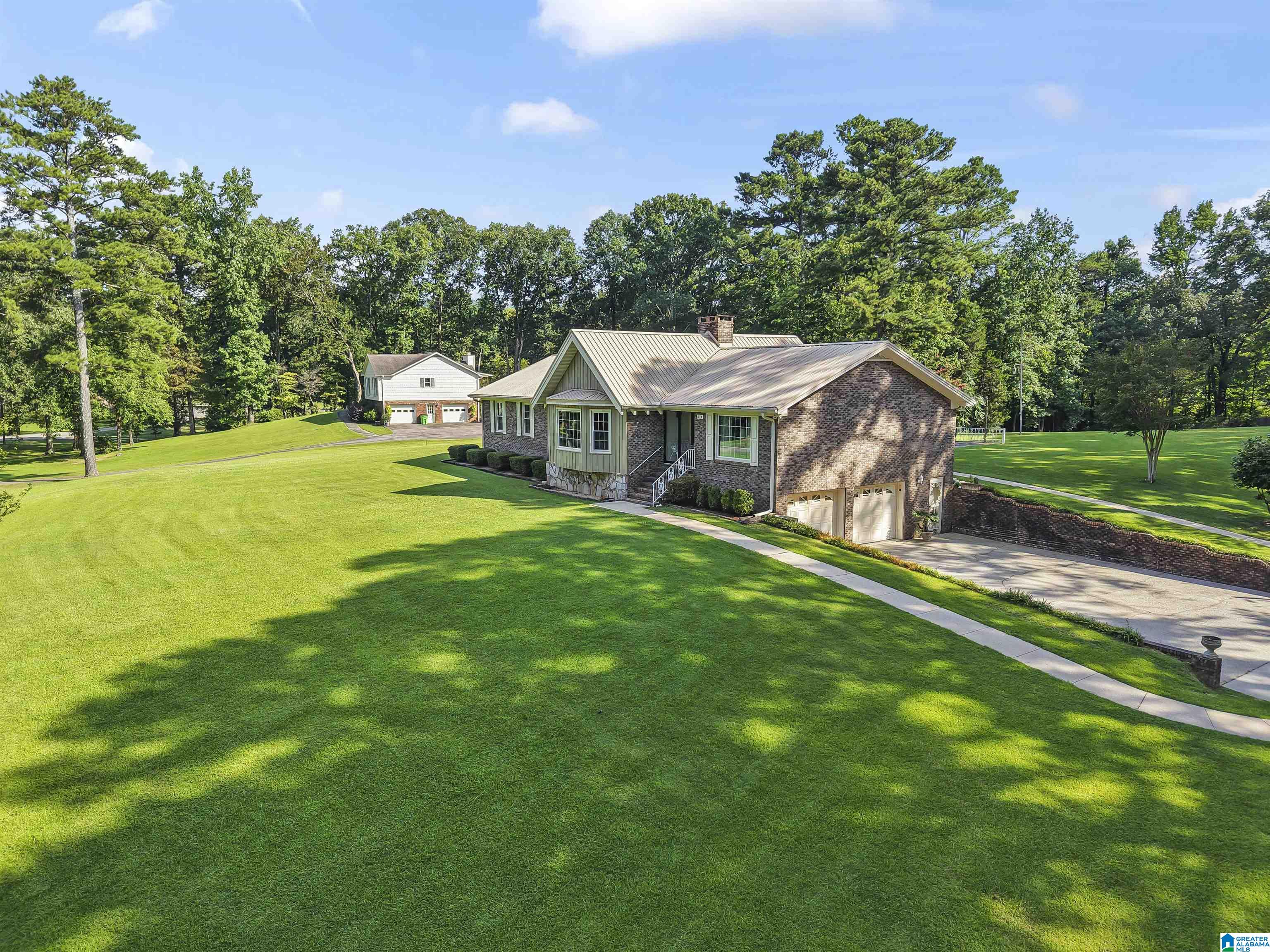 514 JULIANNE DRIVE