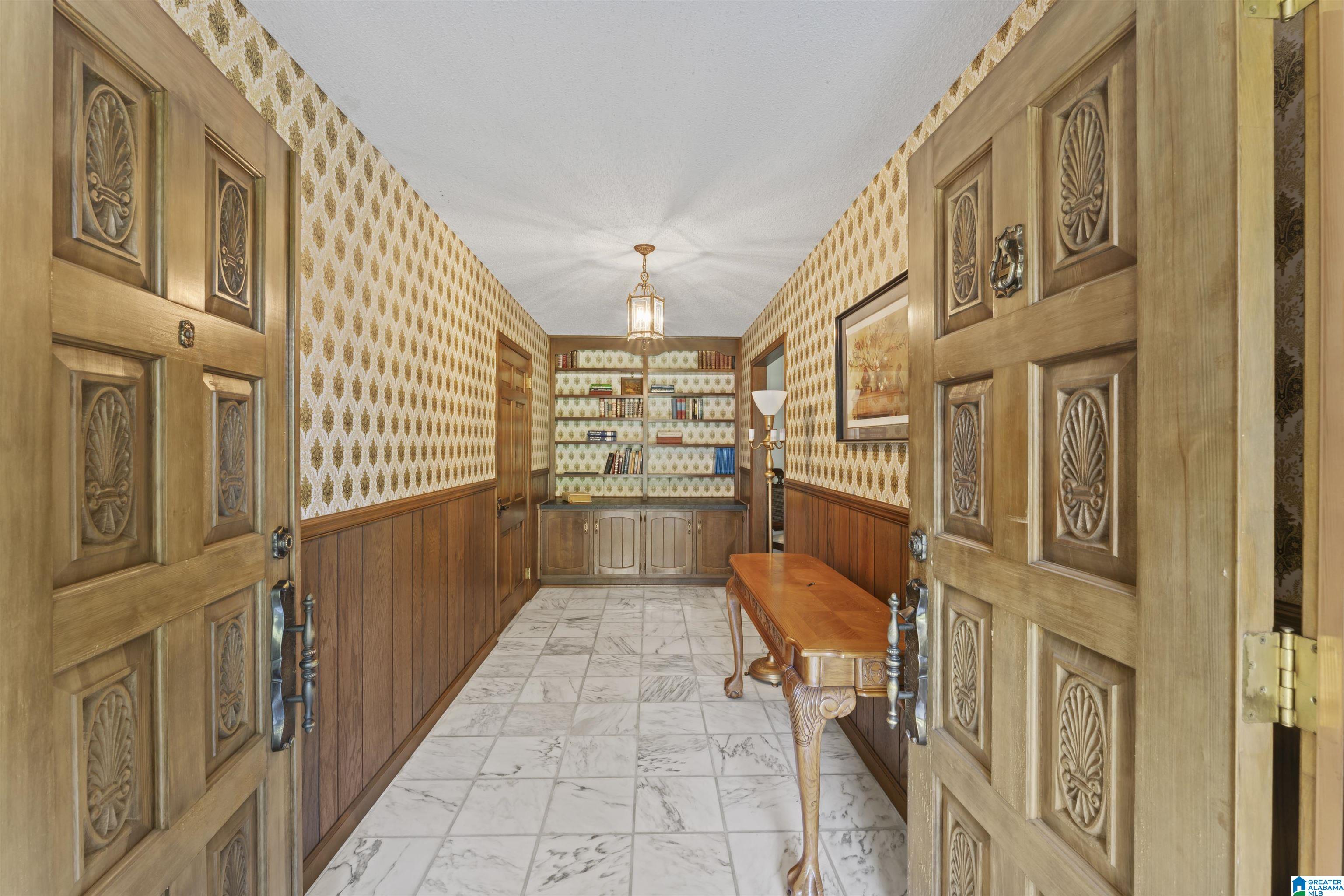 514 JULIANNE DRIVE