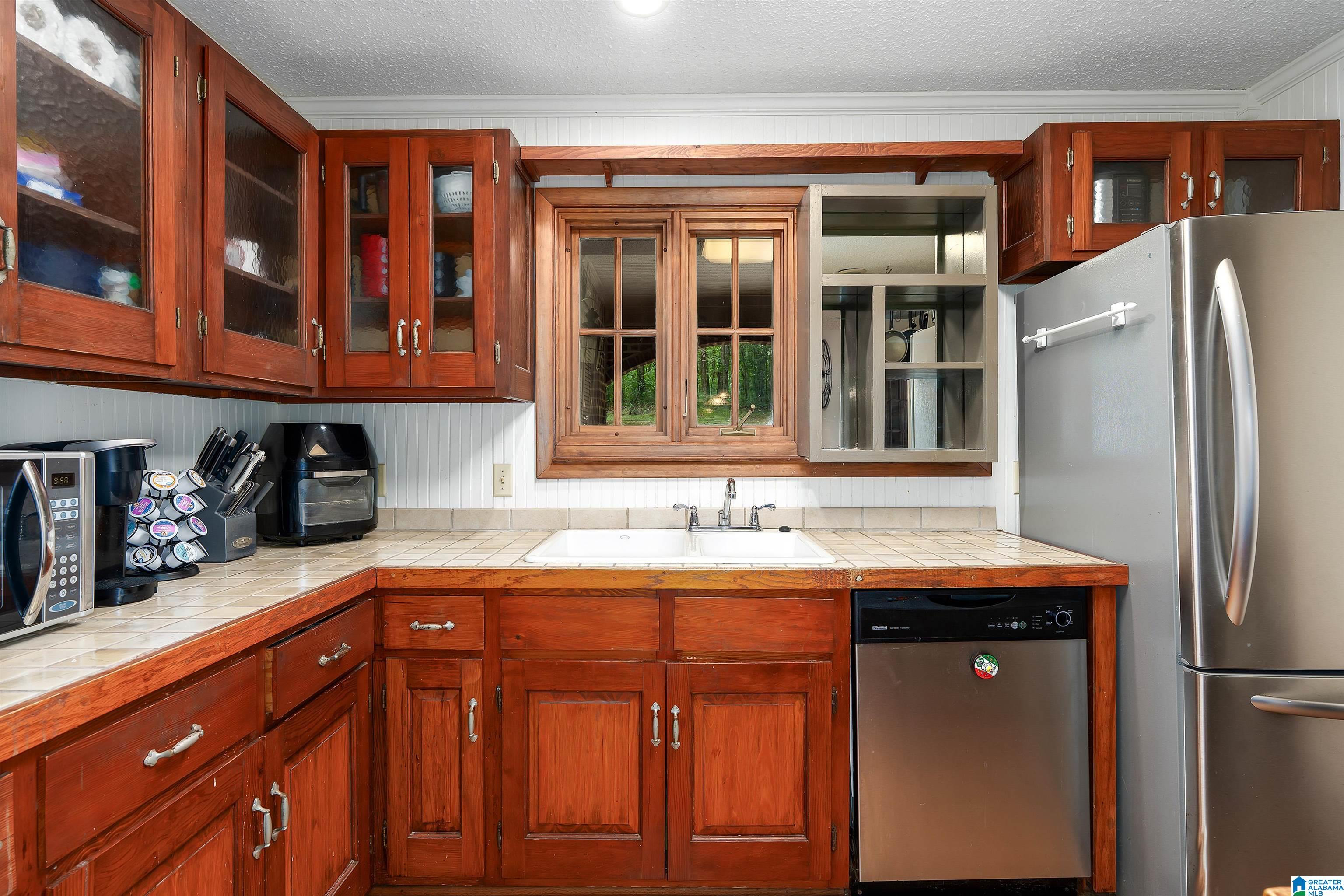 8227 CLAYTON ROAD