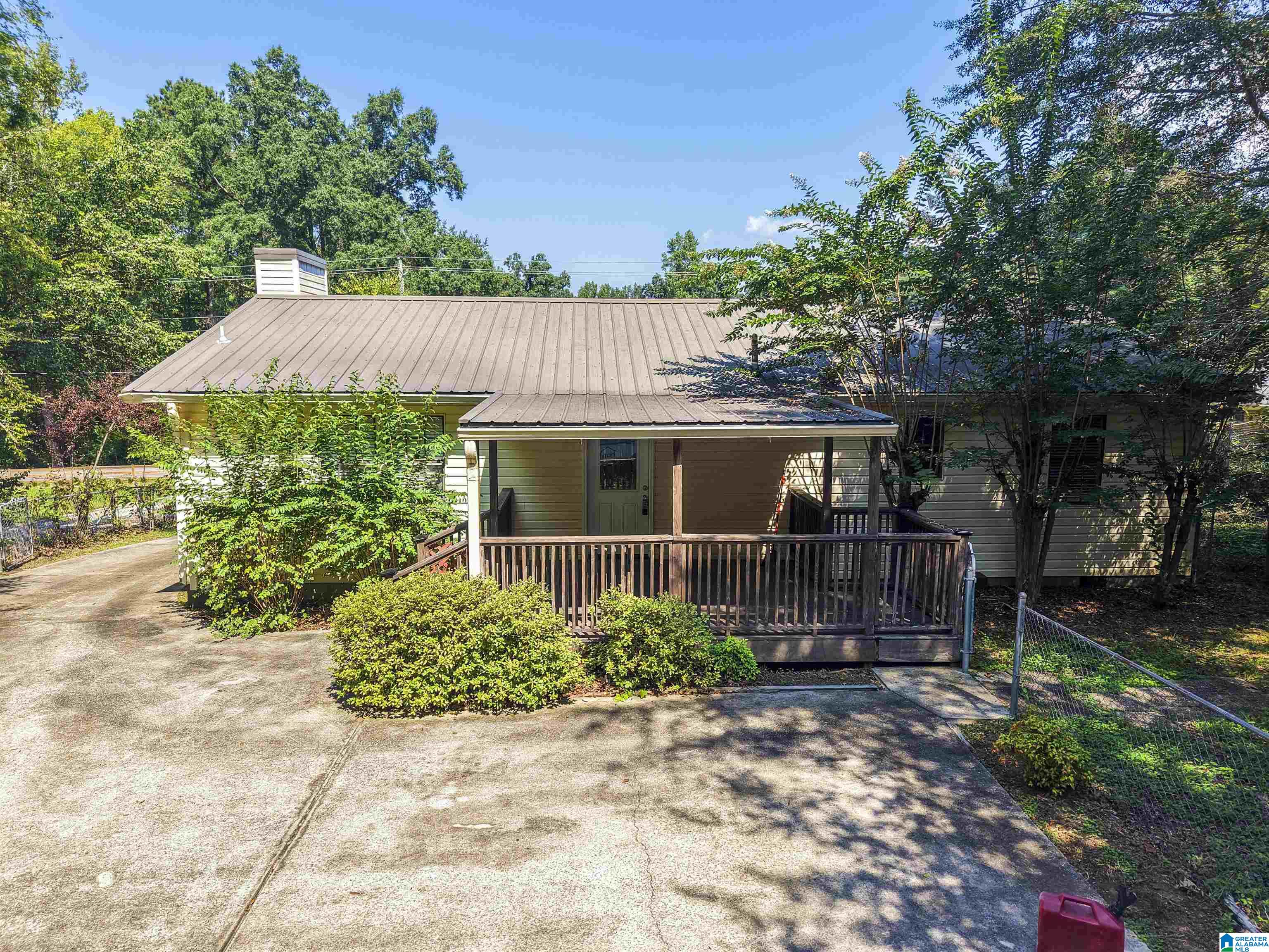 3567 QUEENSTOWN ROAD