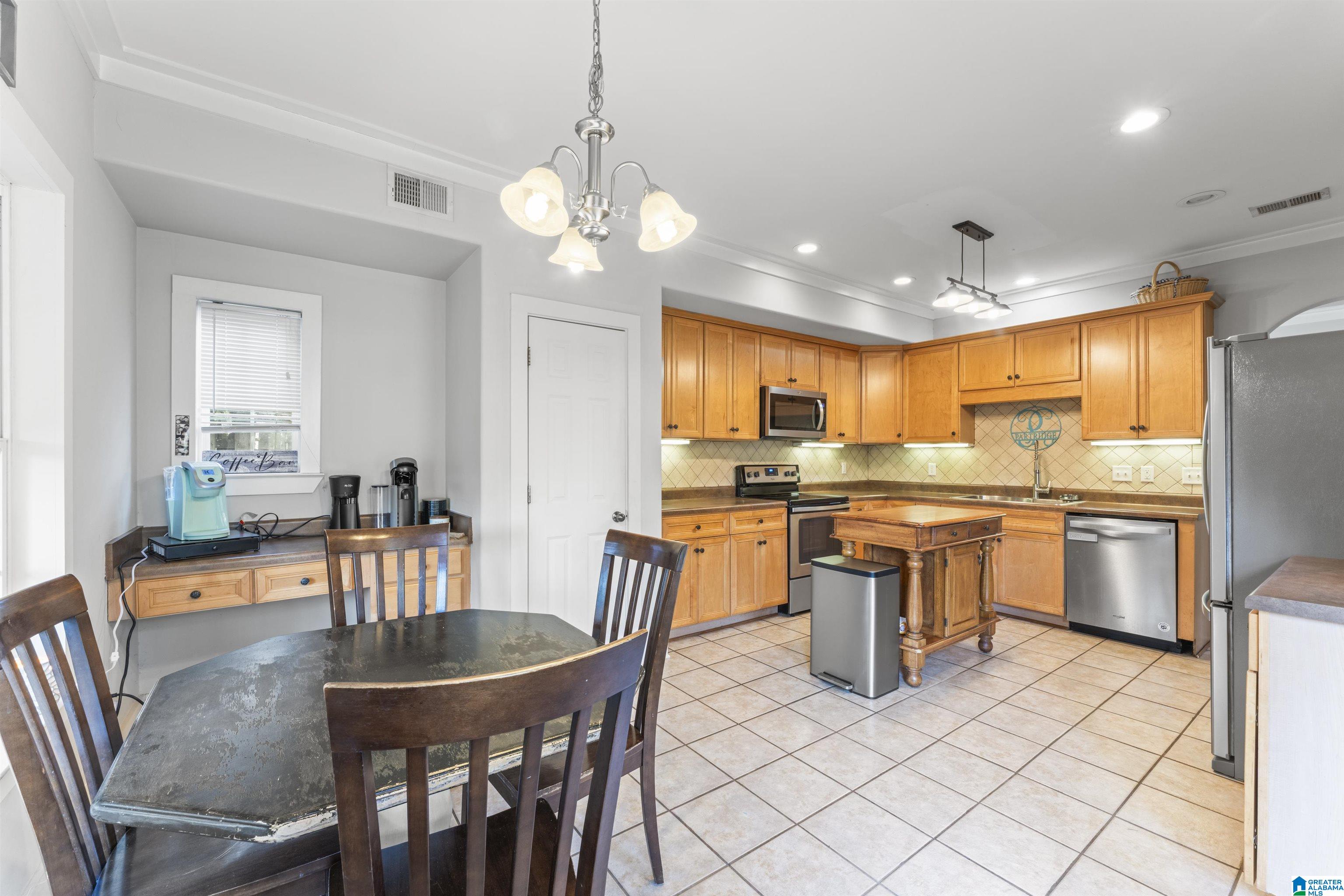 143 KING RICHARDS WAY