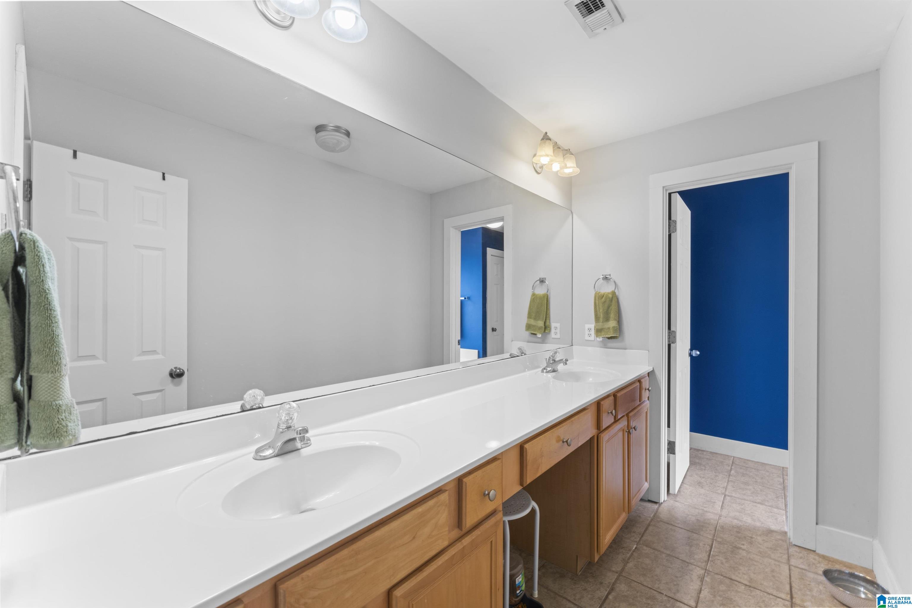 143 KING RICHARDS WAY