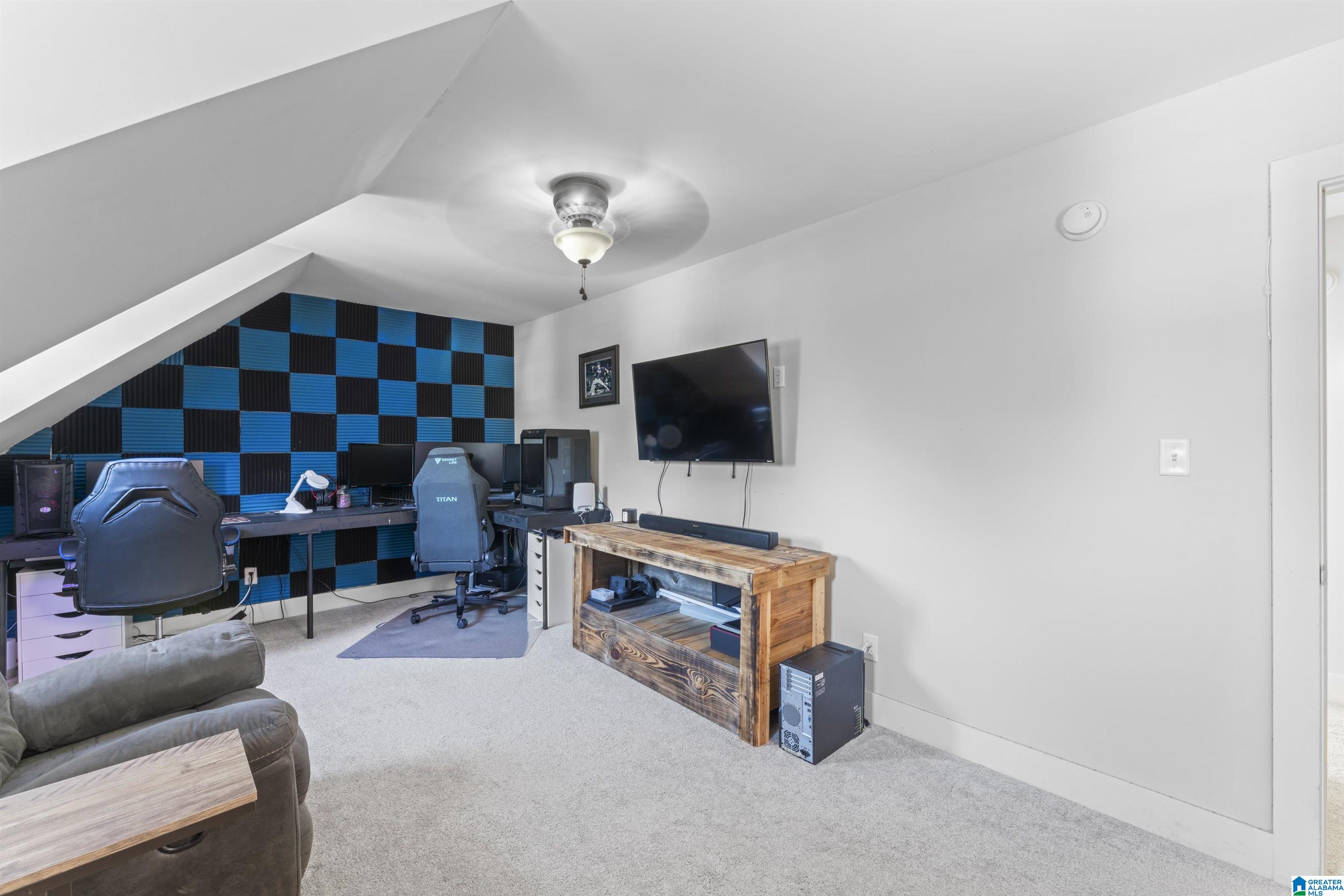 143 KING RICHARDS WAY